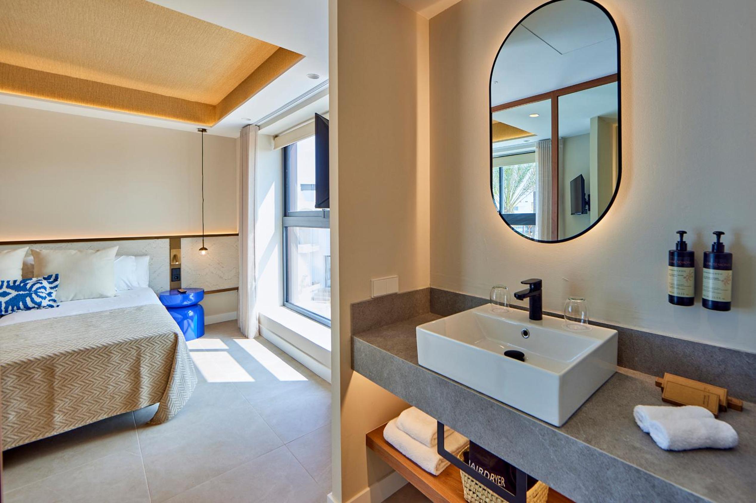 Suite with Sea View