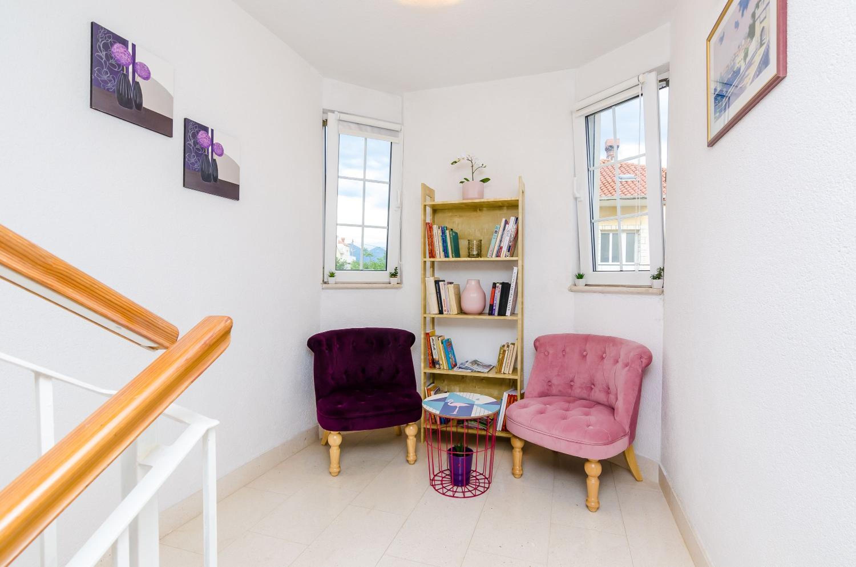Standard One Bedroom Apartment with Balcony - Photo 16