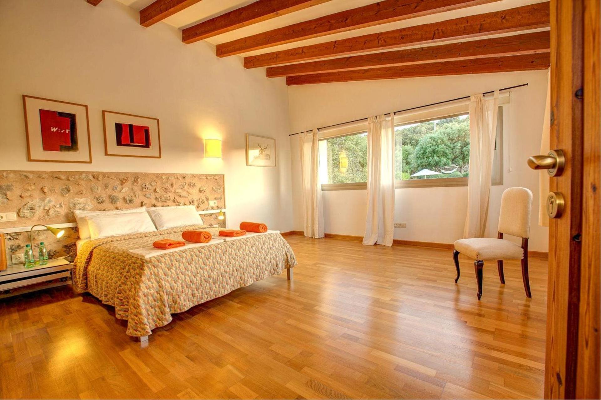 Villa de cinco habitaciones