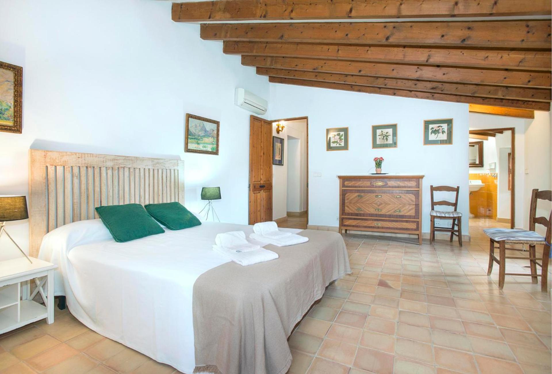 Villa de Tres Habitaciones