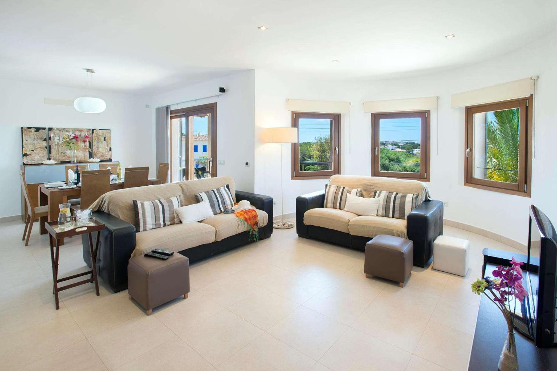 Villa de Tres Habitaciones