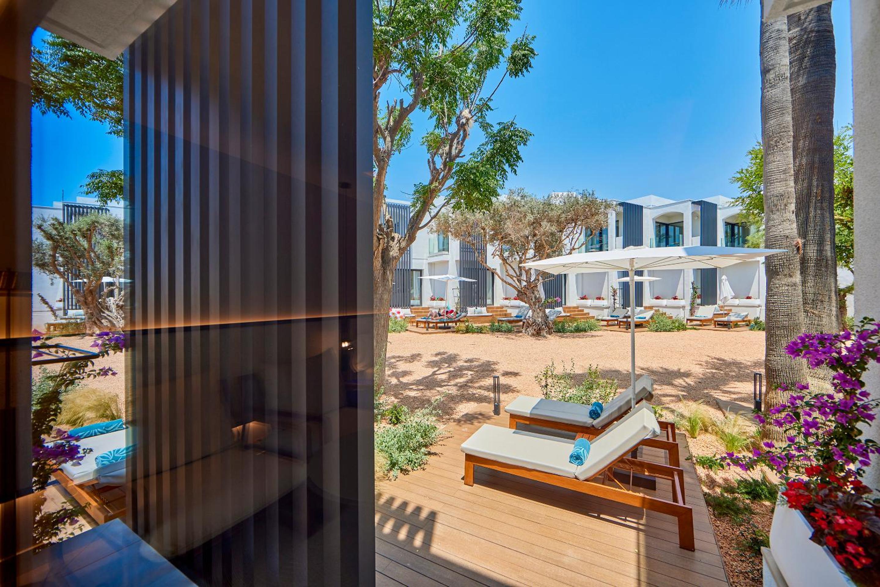 Junior Suite with Sun Deck