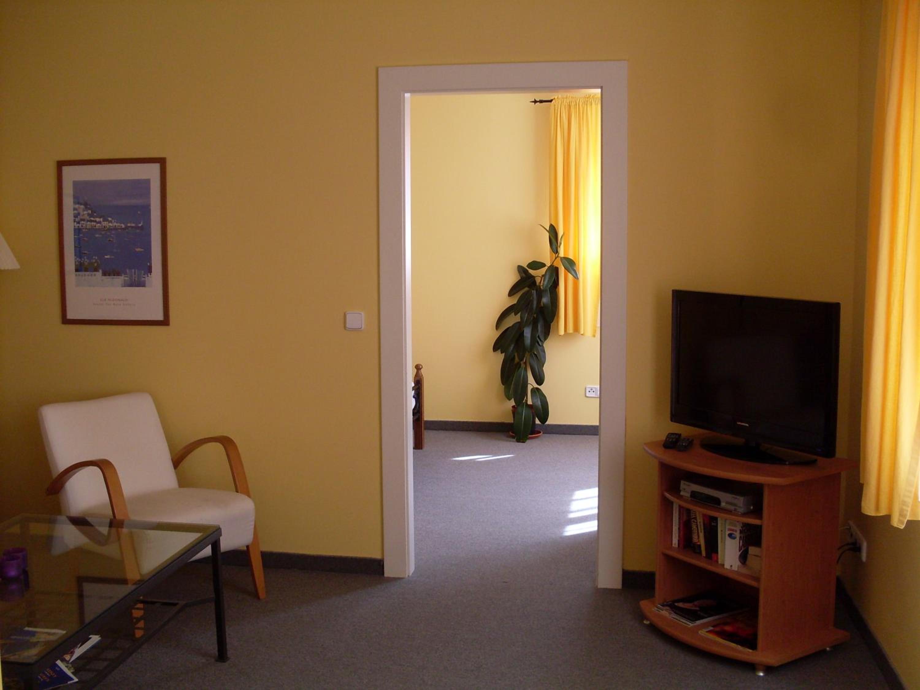 One-Bedroom Apartment - South photo 1