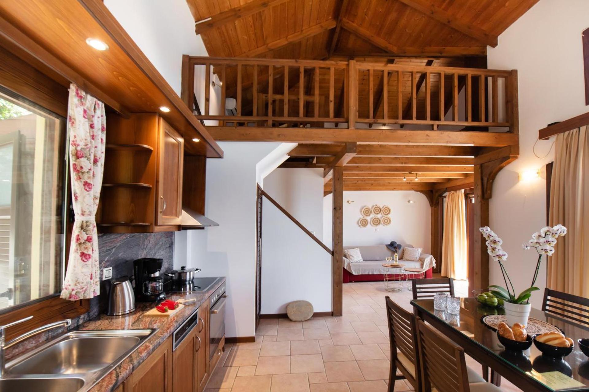 Villa photo 2