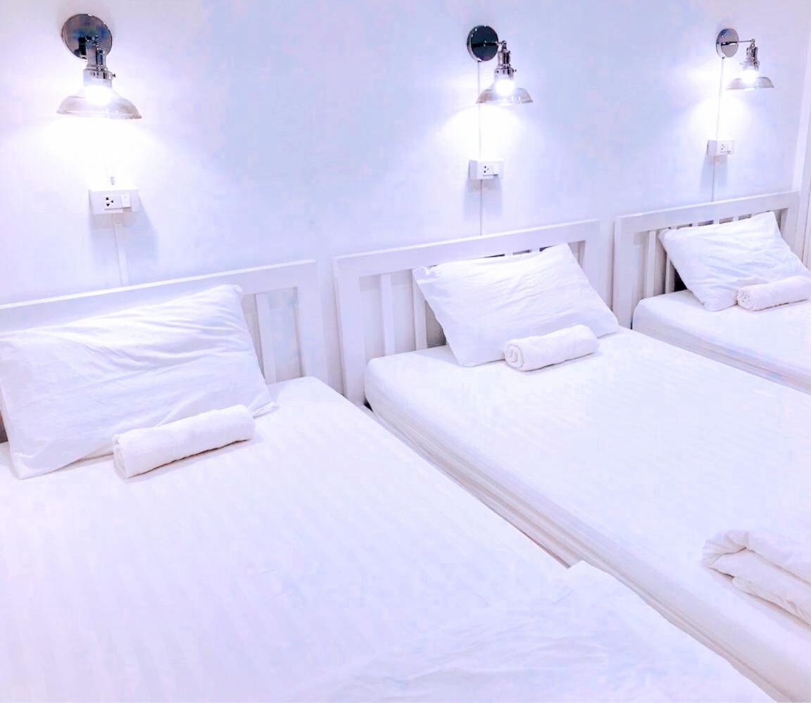 Triple Room with Bathroom - Photo 6