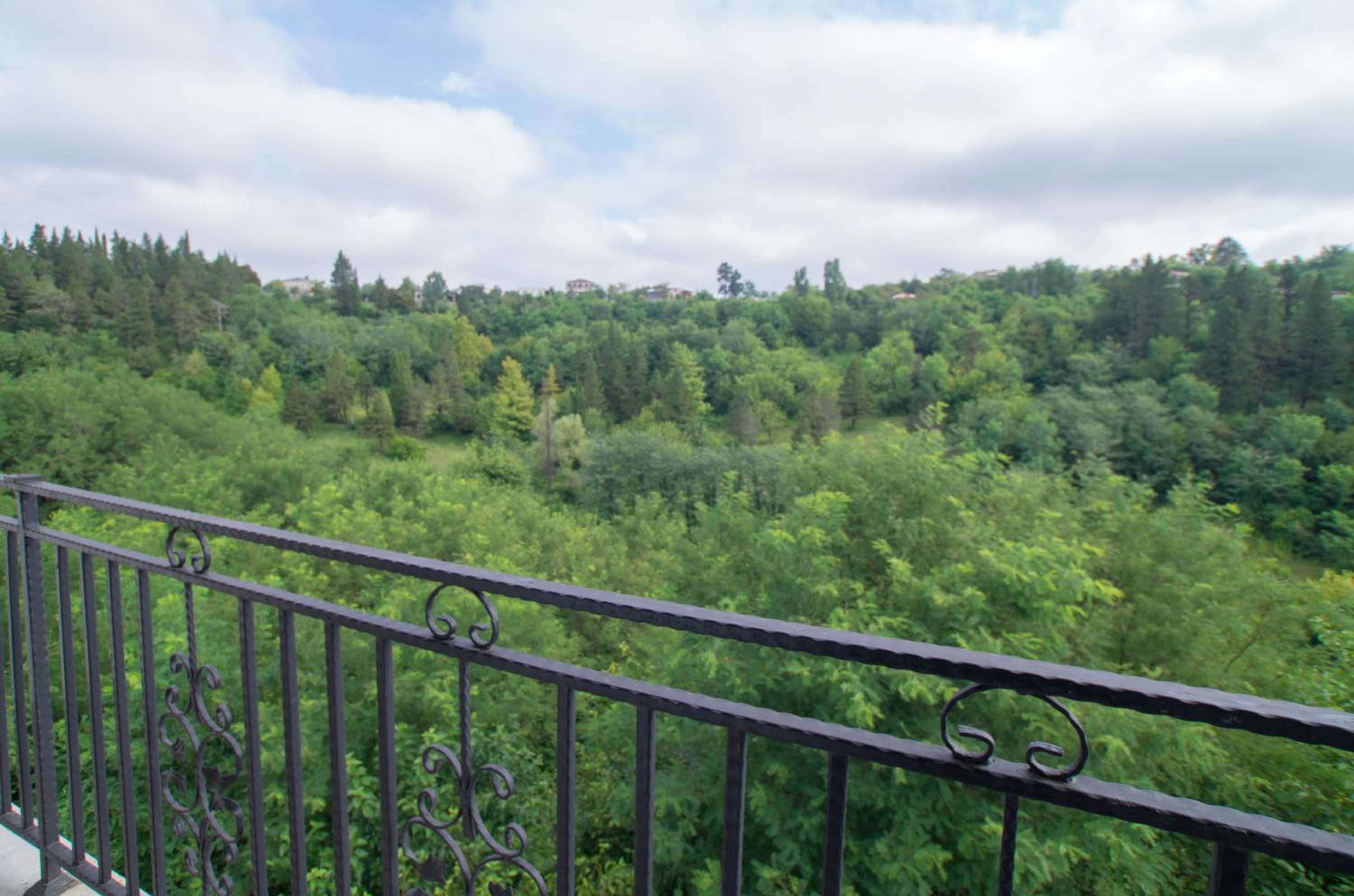 Deluxe Double Room With Balcony - Photo 2