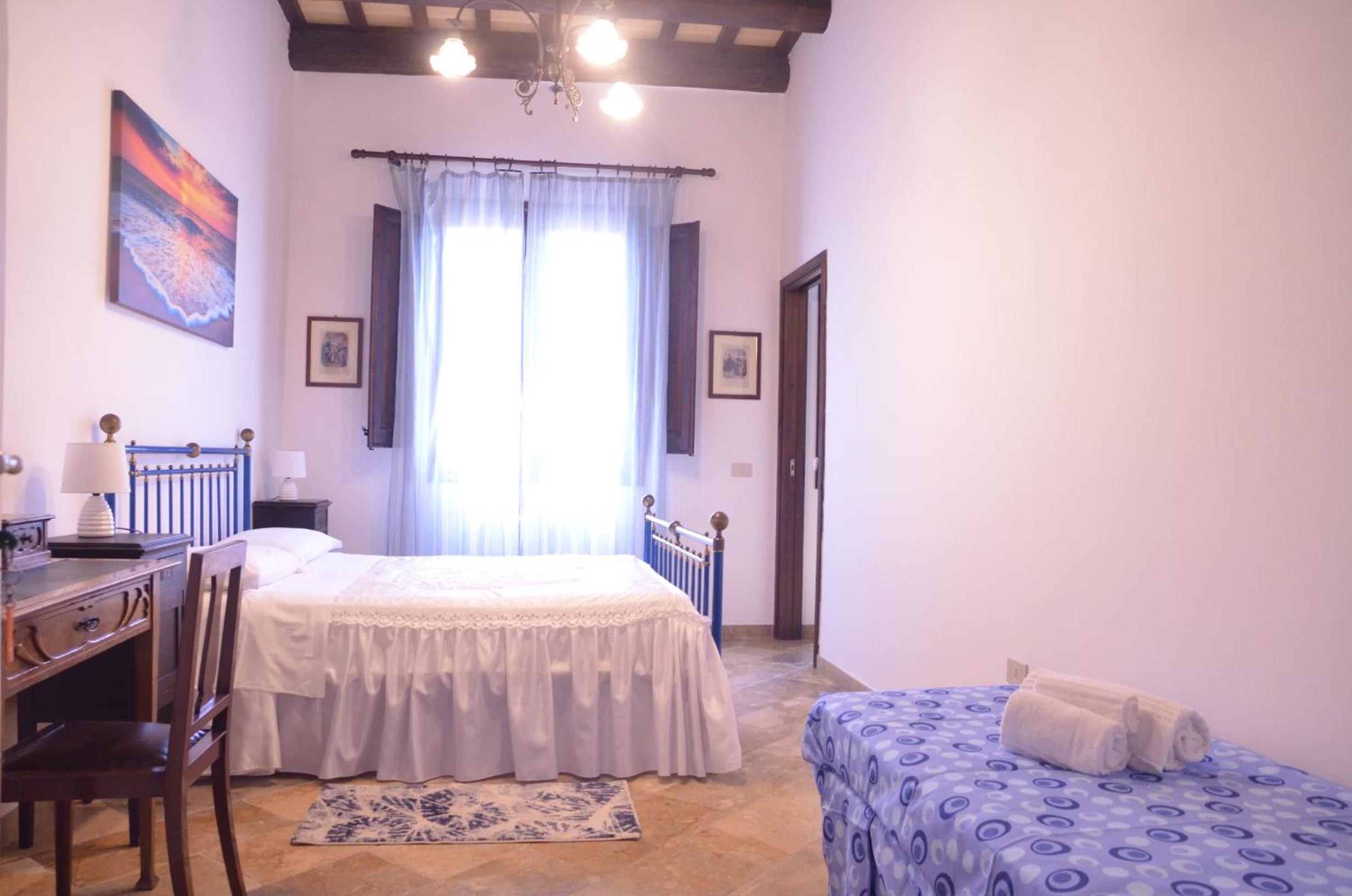 Standard Triple Room photo 1