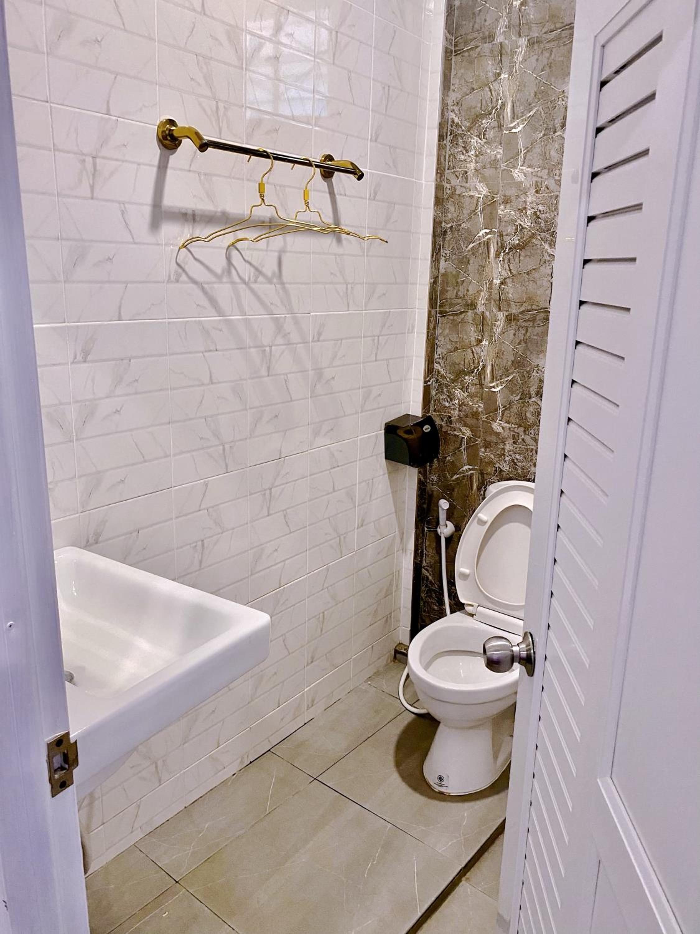 Family Room with Bathroom - Photo 8