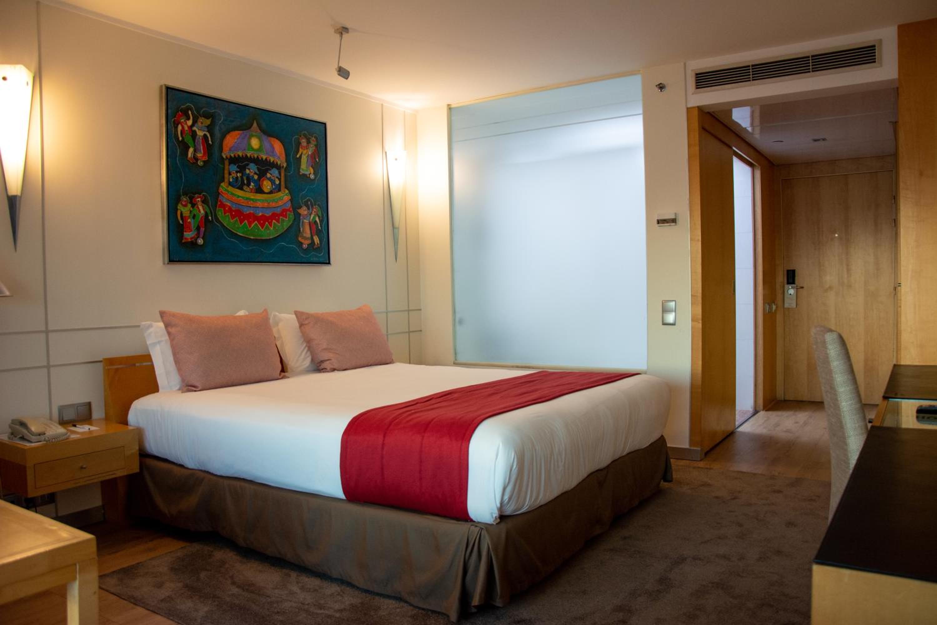 Standard Double or Twin Room - Photo 2