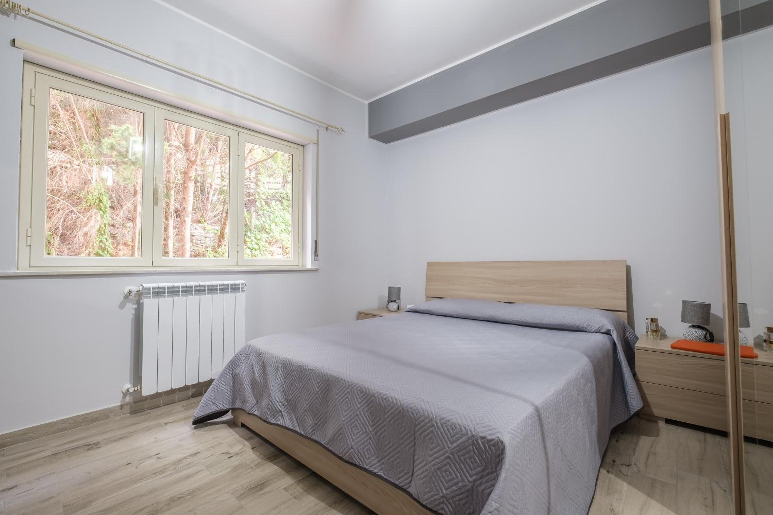 Two-Bedroom Deluxe Apartment with Balcony
