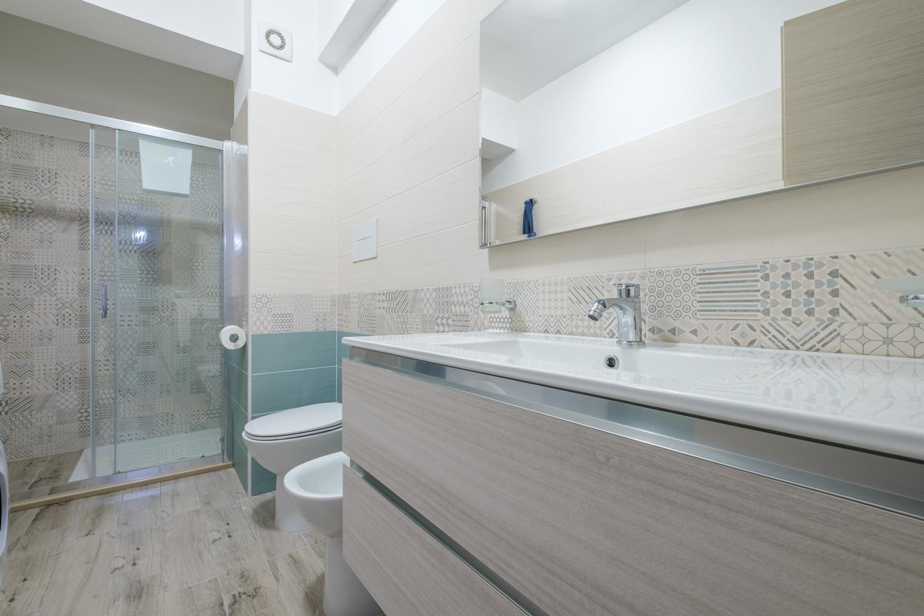 Two-Bedroom Deluxe Apartment with Balcony photo 3