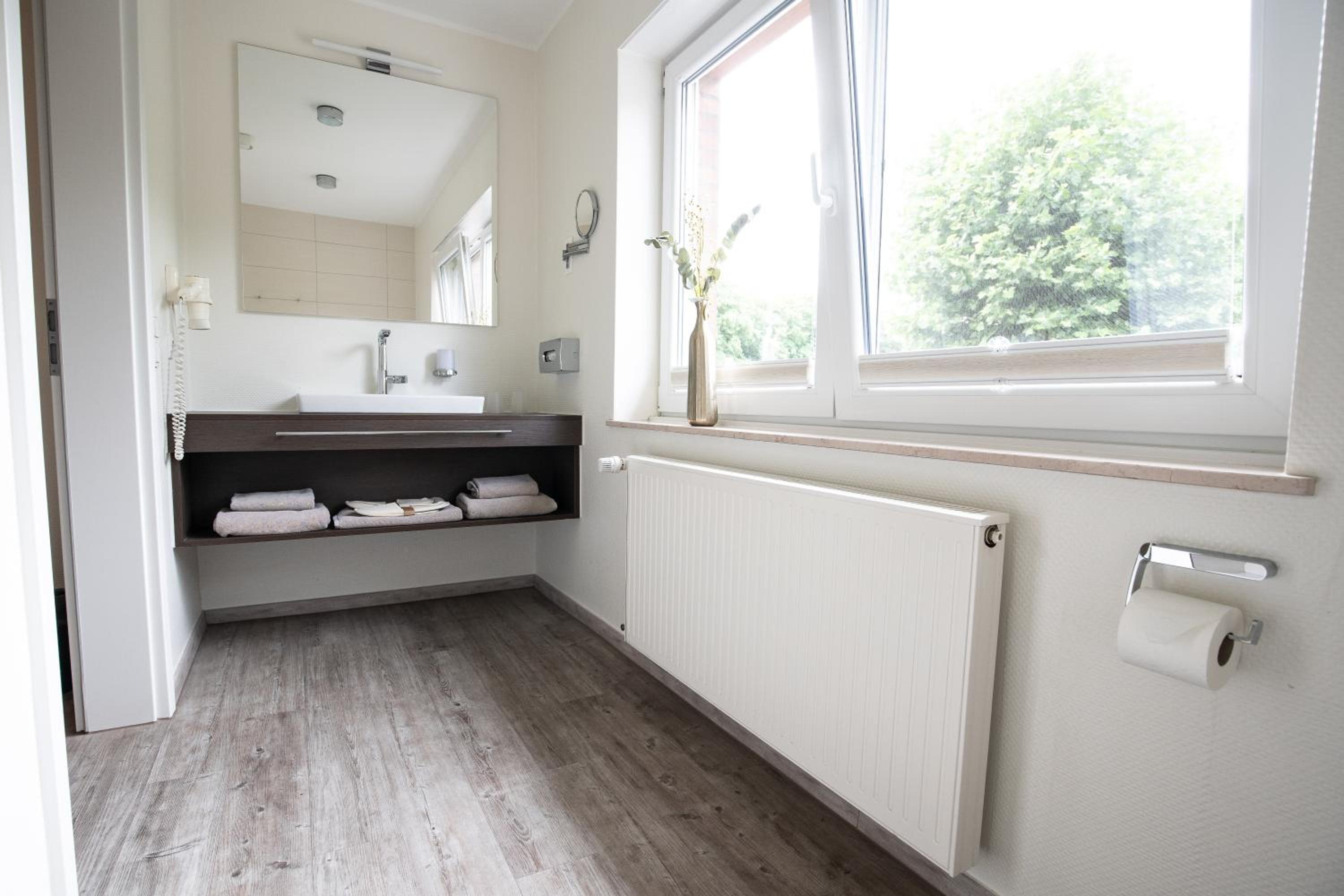 Double Room - Photo 7