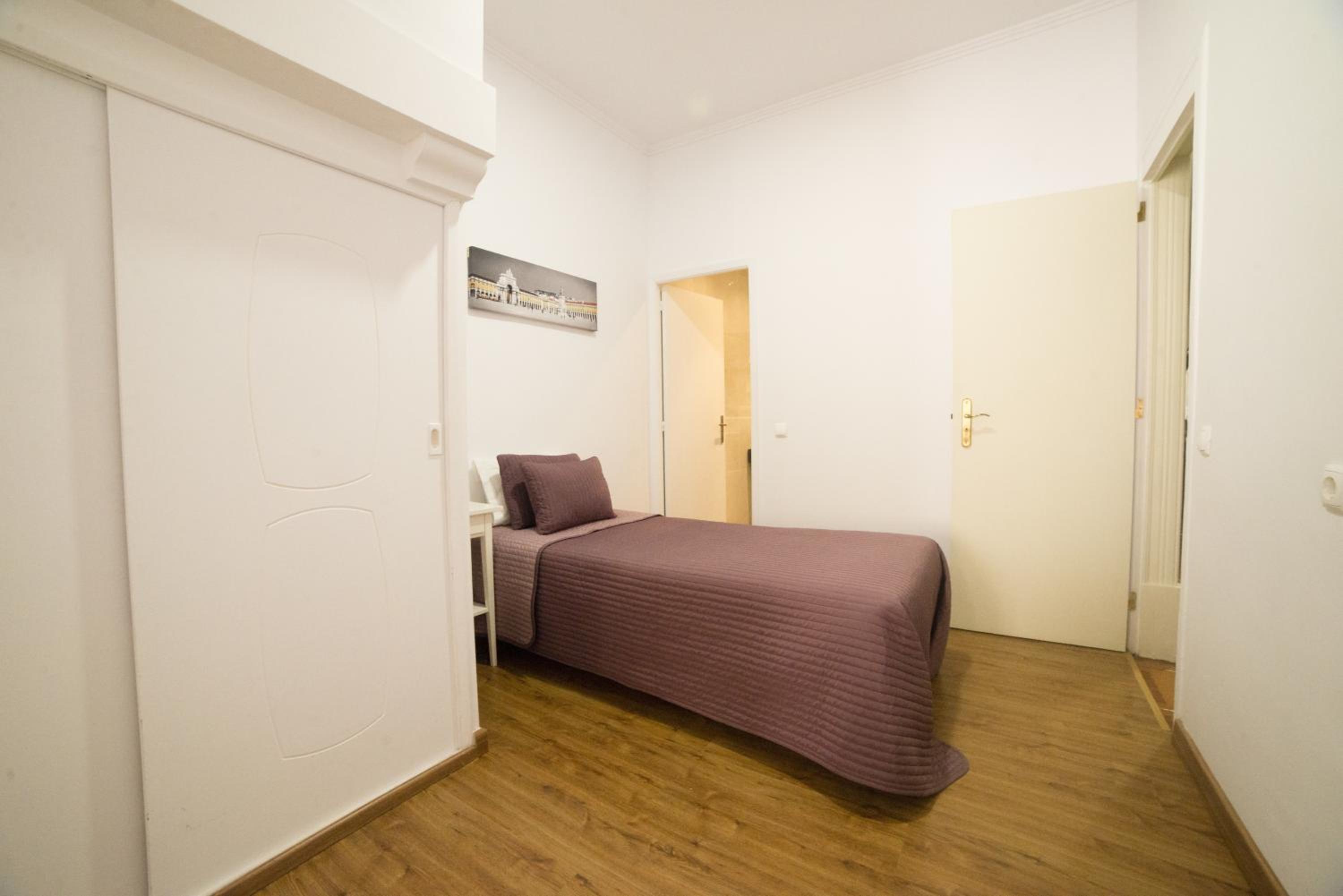 Triple Room - Photo 5