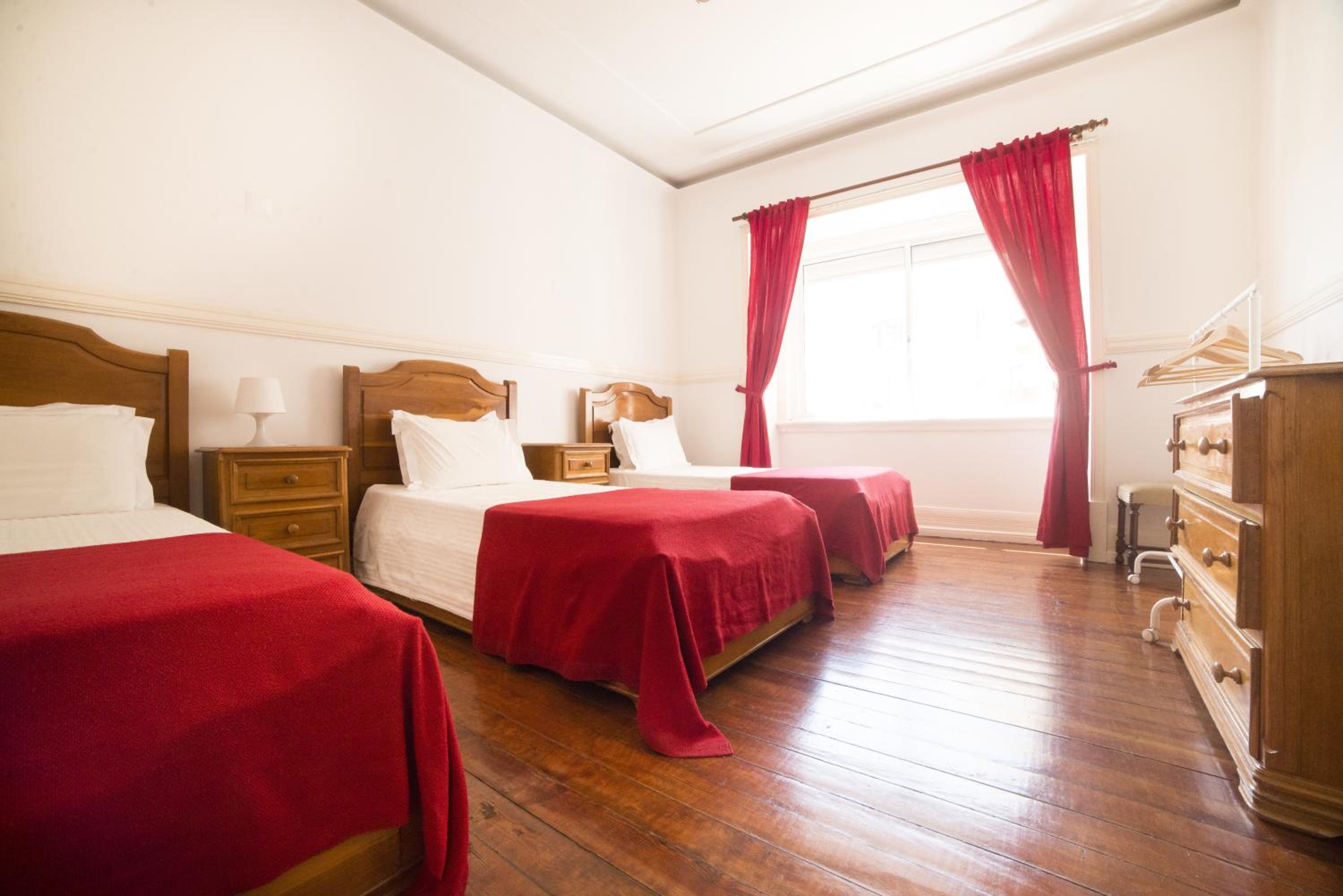 Triple Room - Photo 18