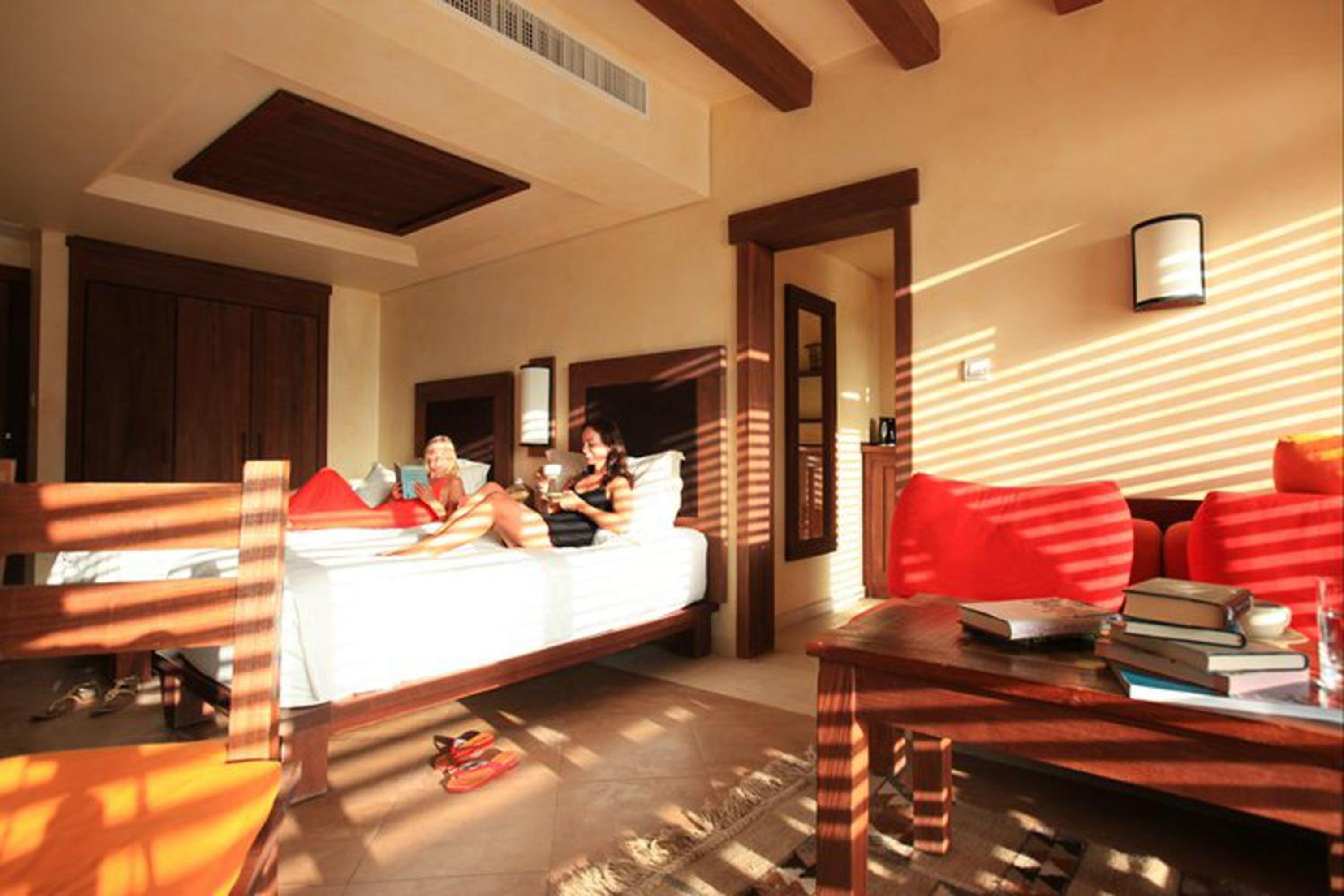 Deluxe Twin Room - Photo 6