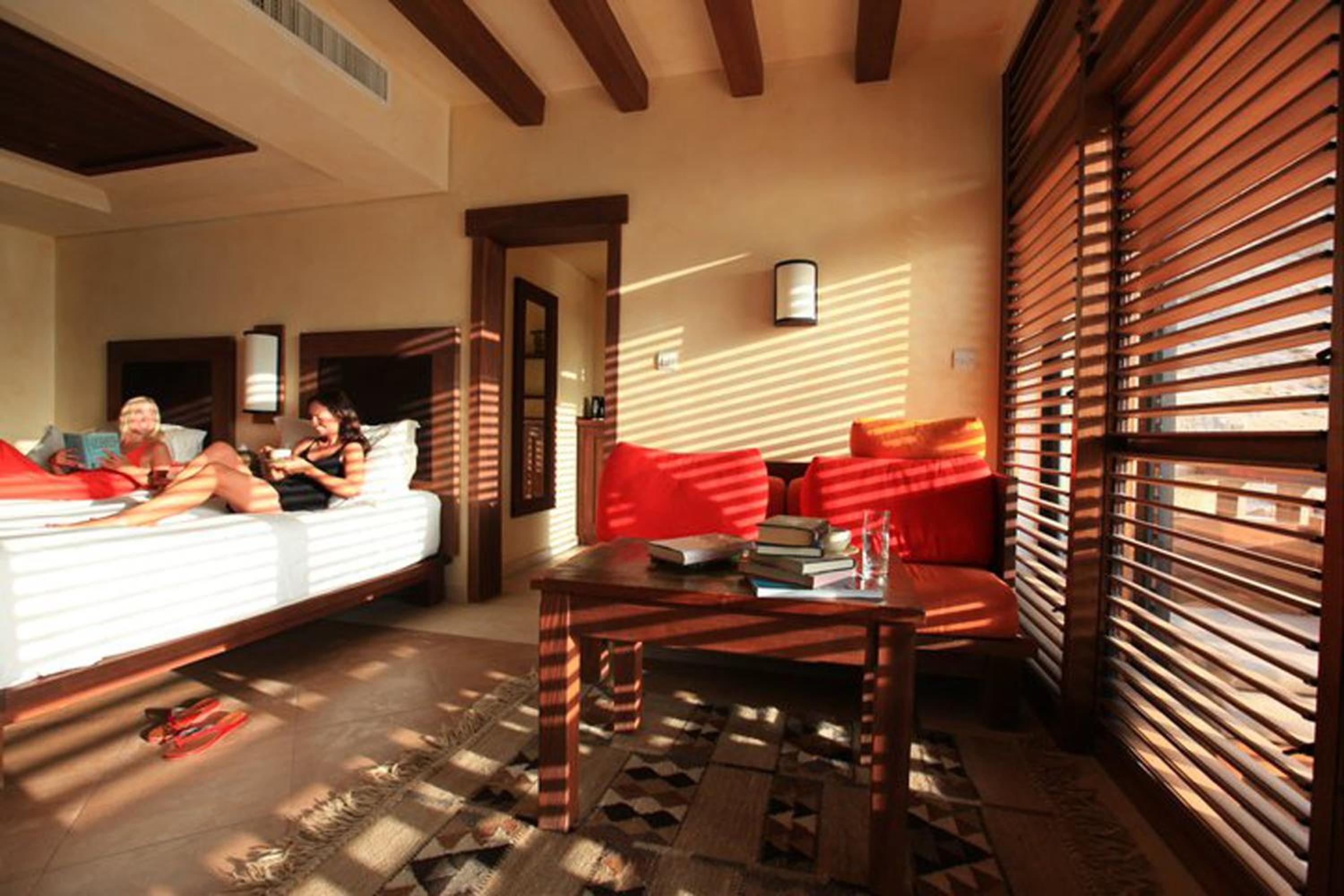 Deluxe Twin Room - Photo 7