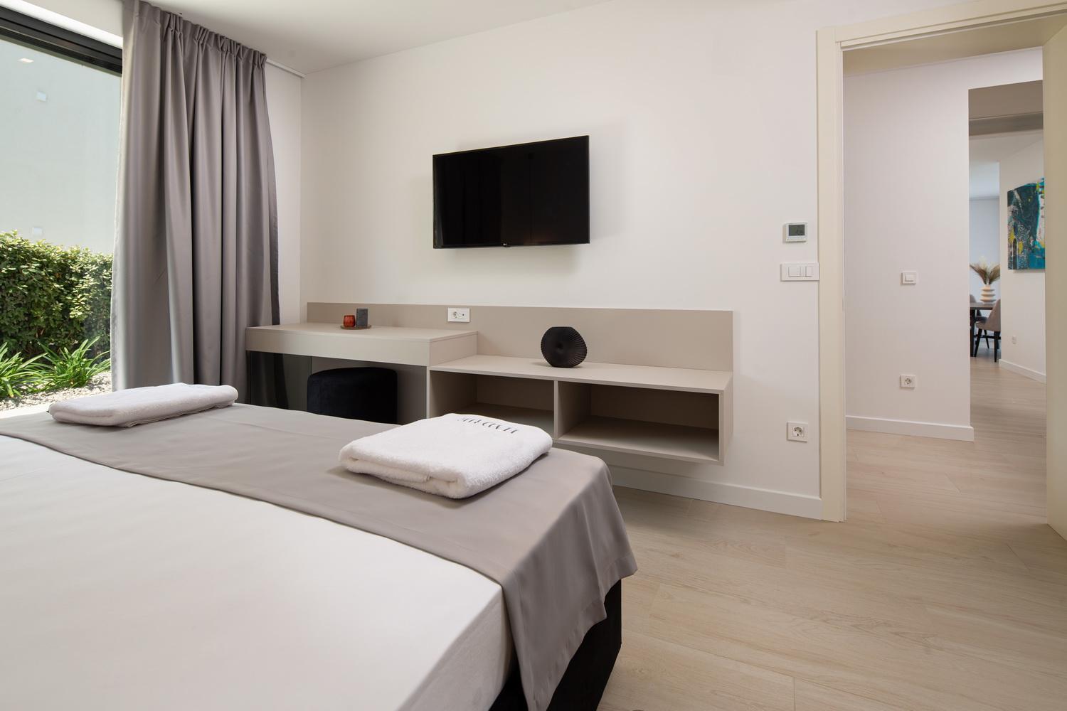 King Suite with Spa Bath