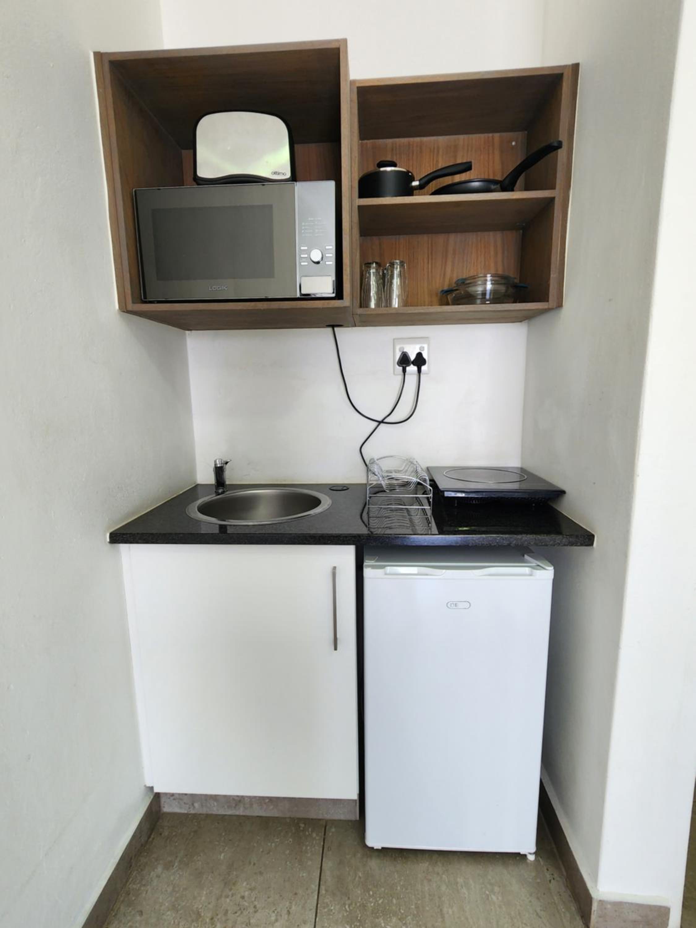 Double or Twin Room - Photo 3