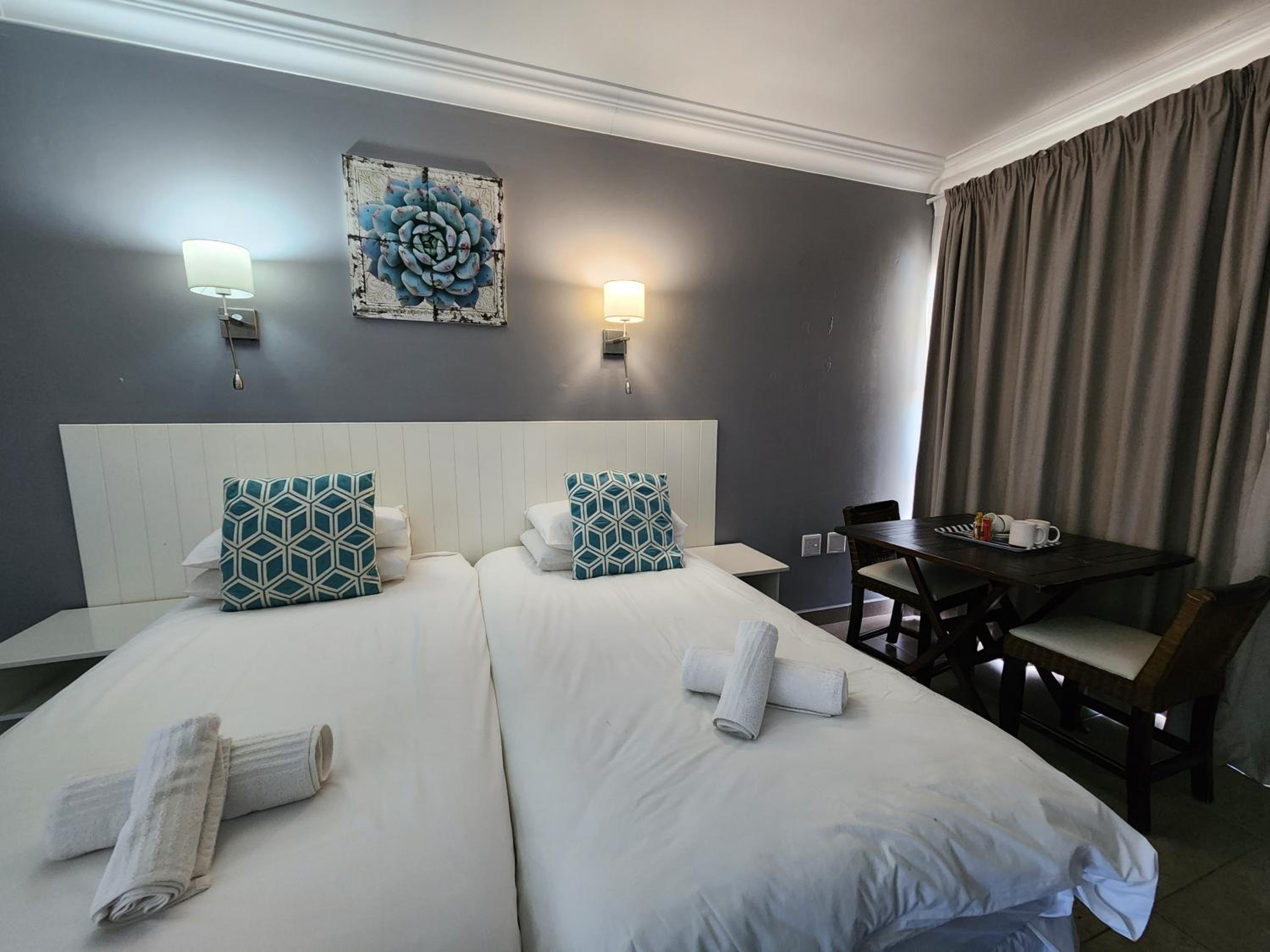 Standard Double Room - Photo 1