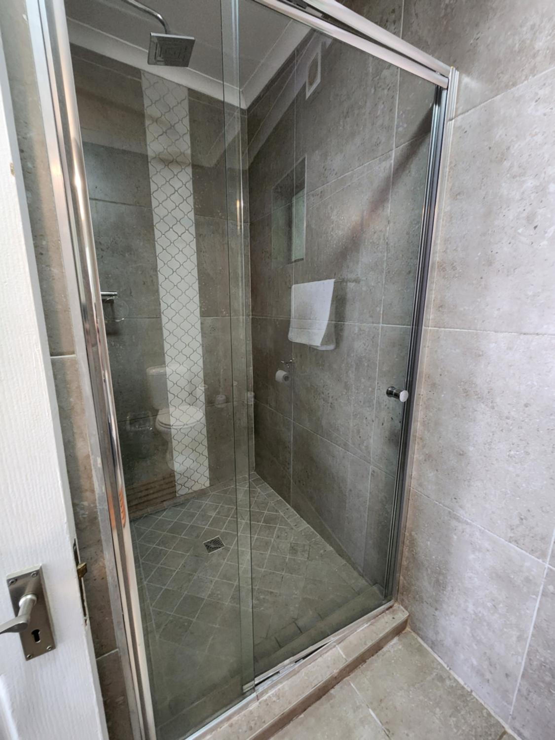 Standard Double Room - Photo 4