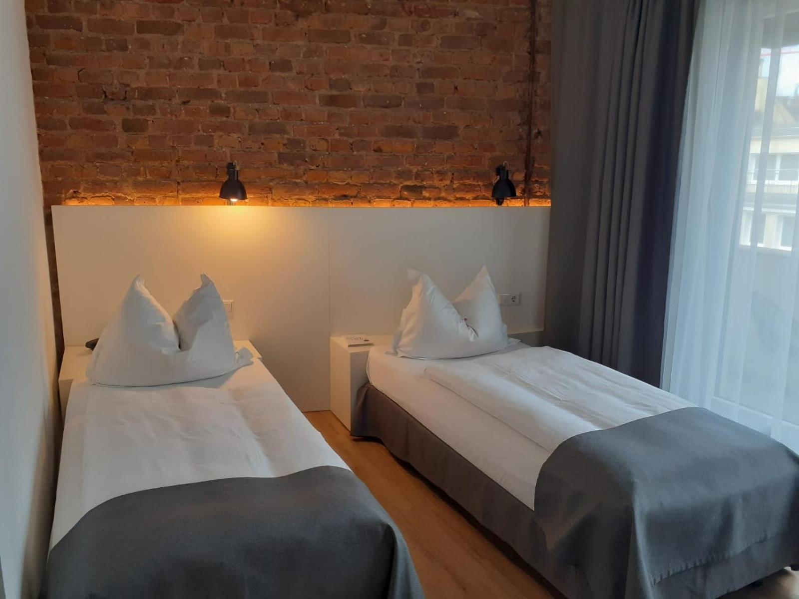 Double or Twin Room photo 1