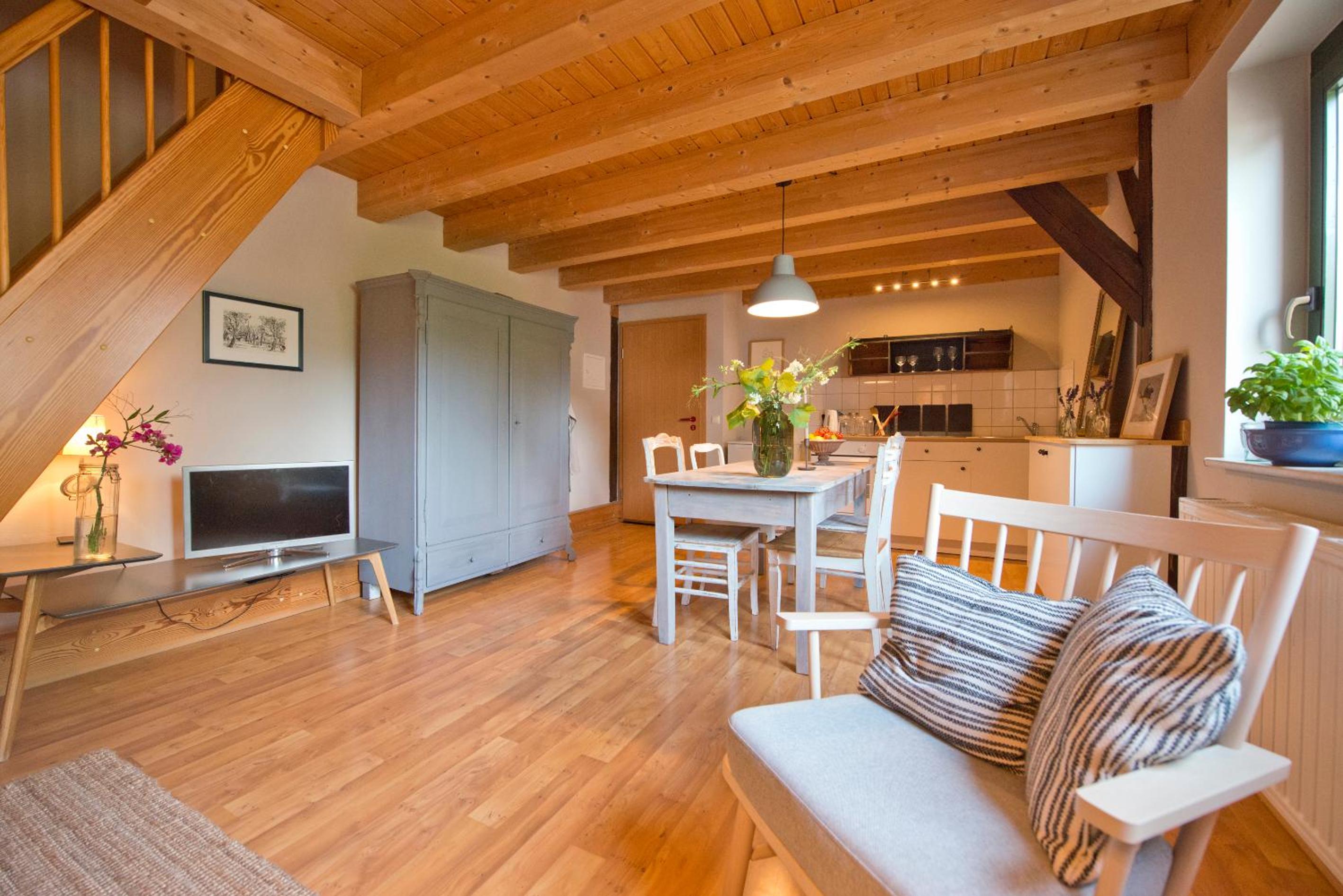 Apartment - Split Level photo 1