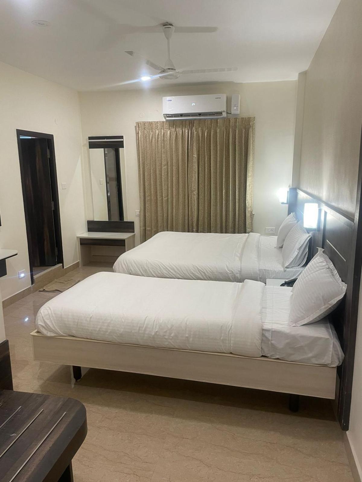 Standard Triple Room - Photo 1