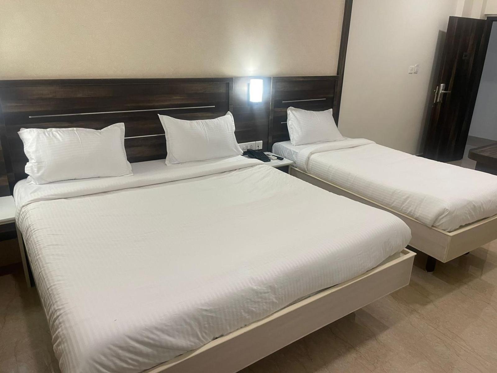 Standard Triple Room - Photo 3
