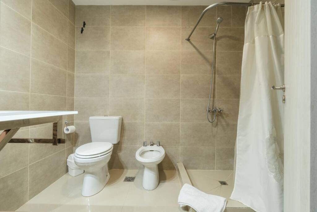 One-Bedroom Apartment photo 3