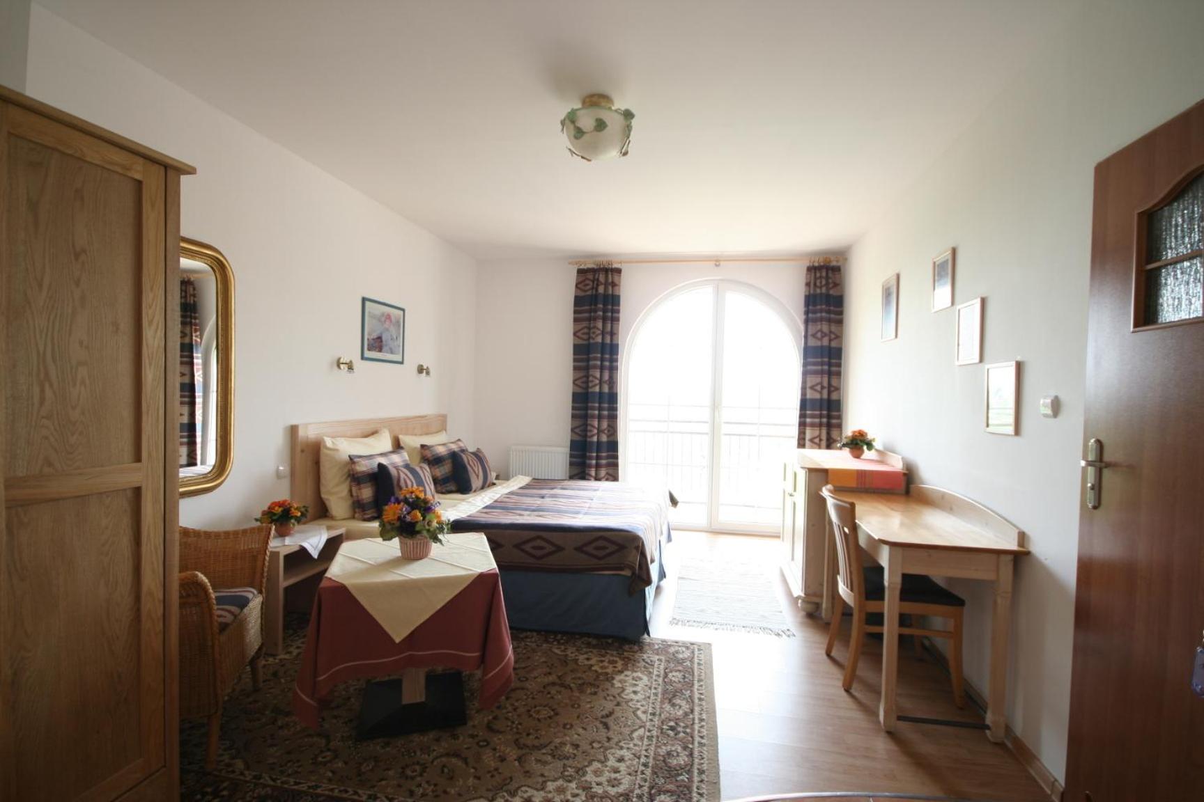 Triple Room with Balcony photo 3