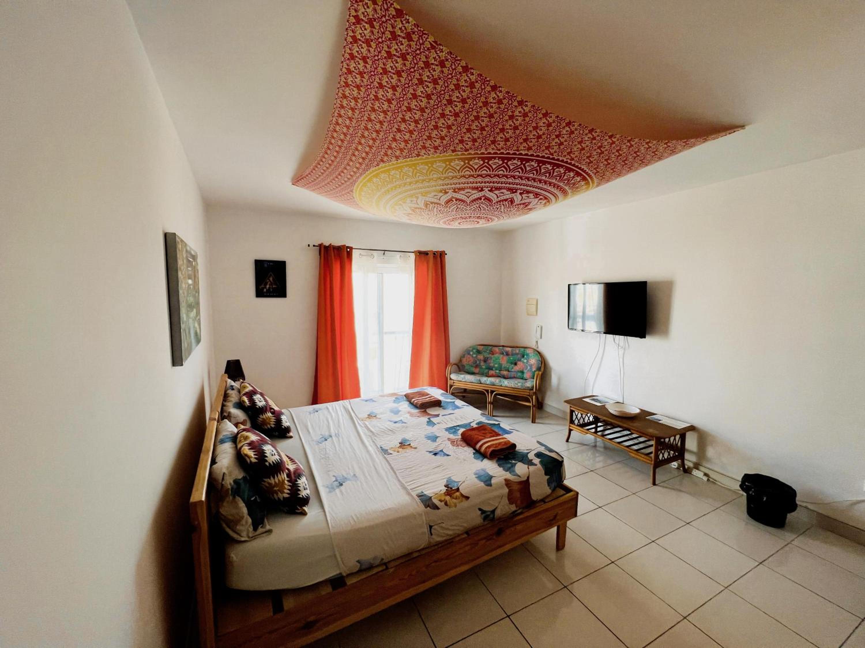 King Suite with Sea View photo 2