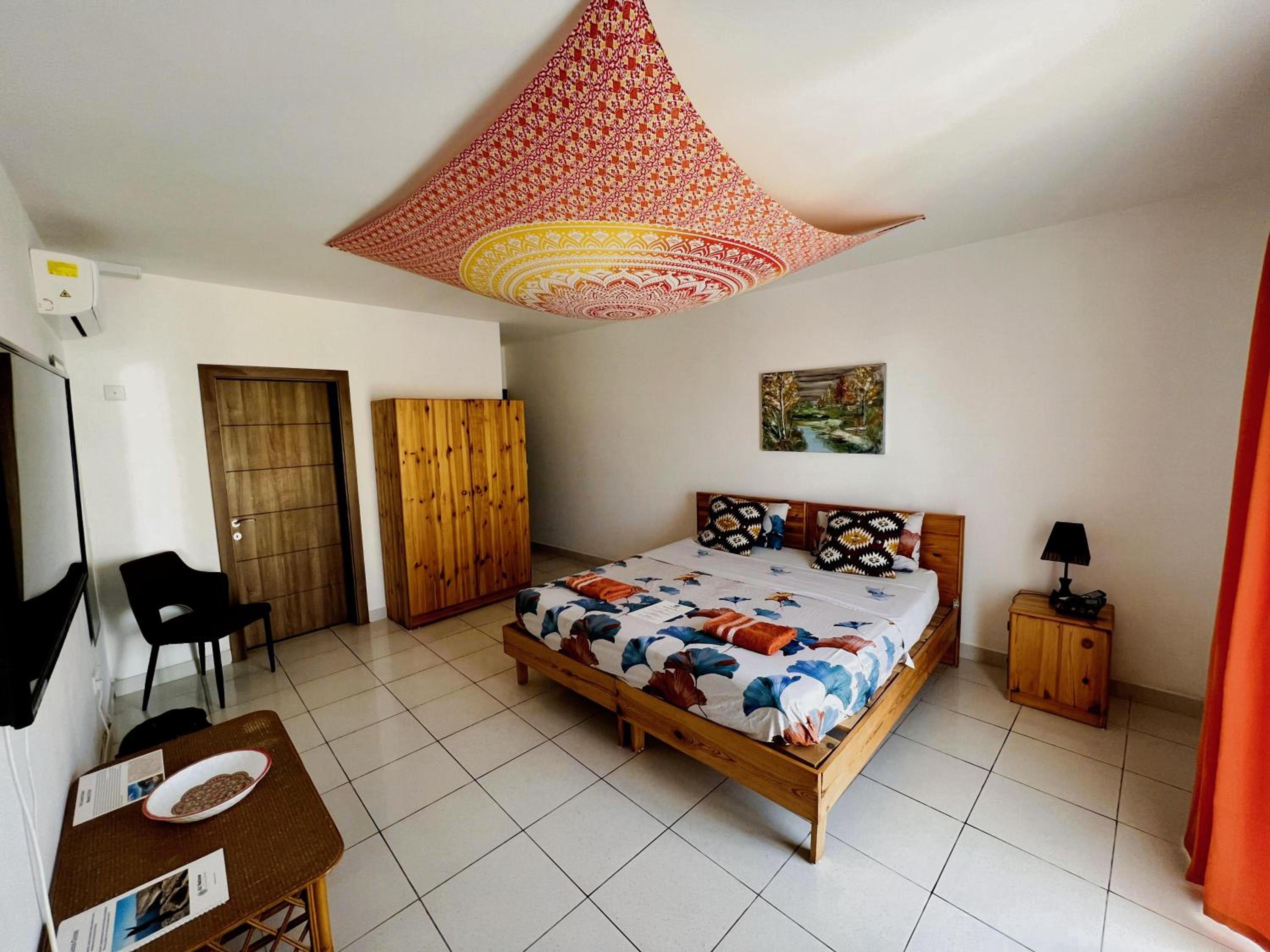 King Suite with Sea View photo 3