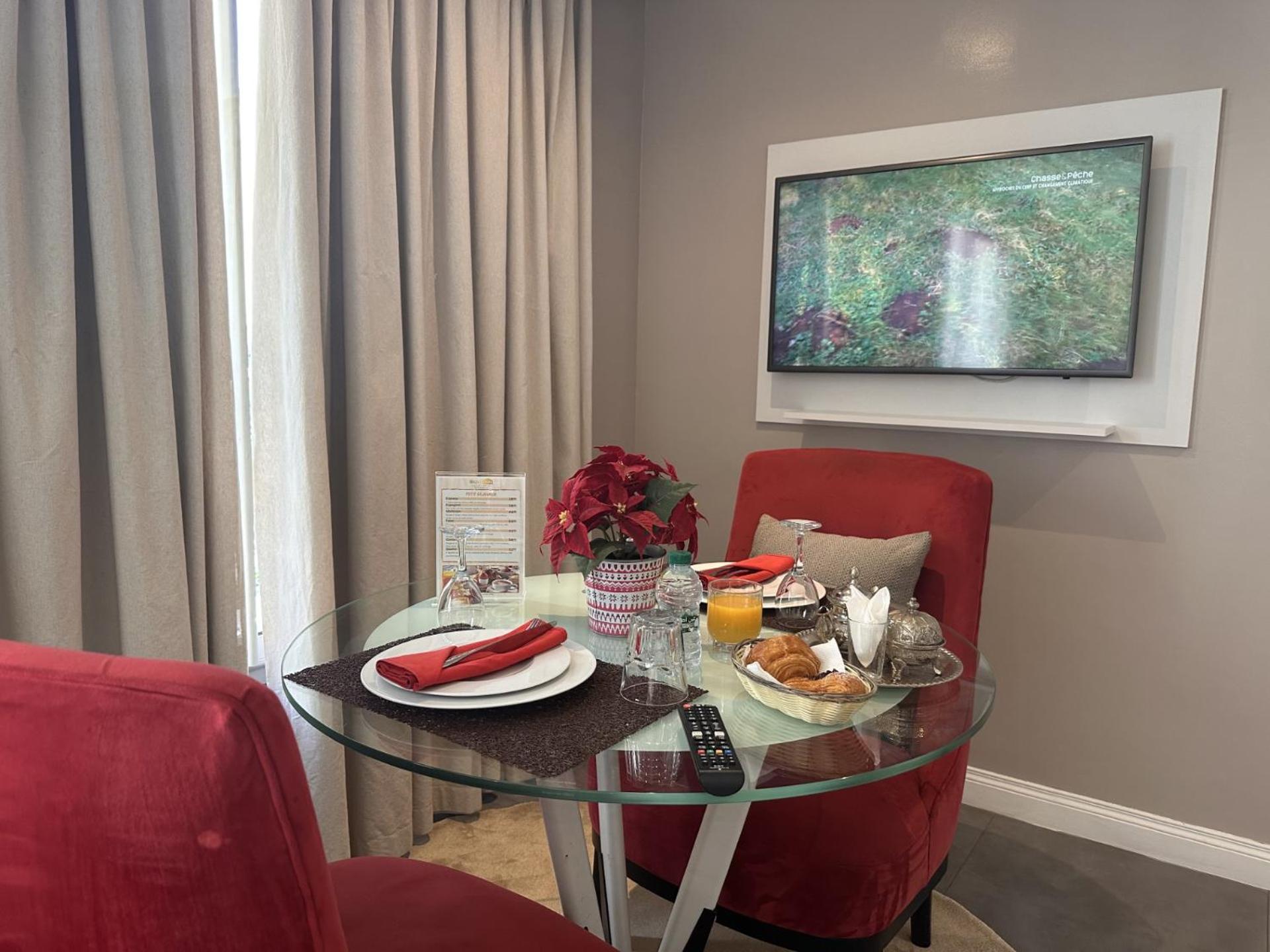 Suite with Terrace photo 3