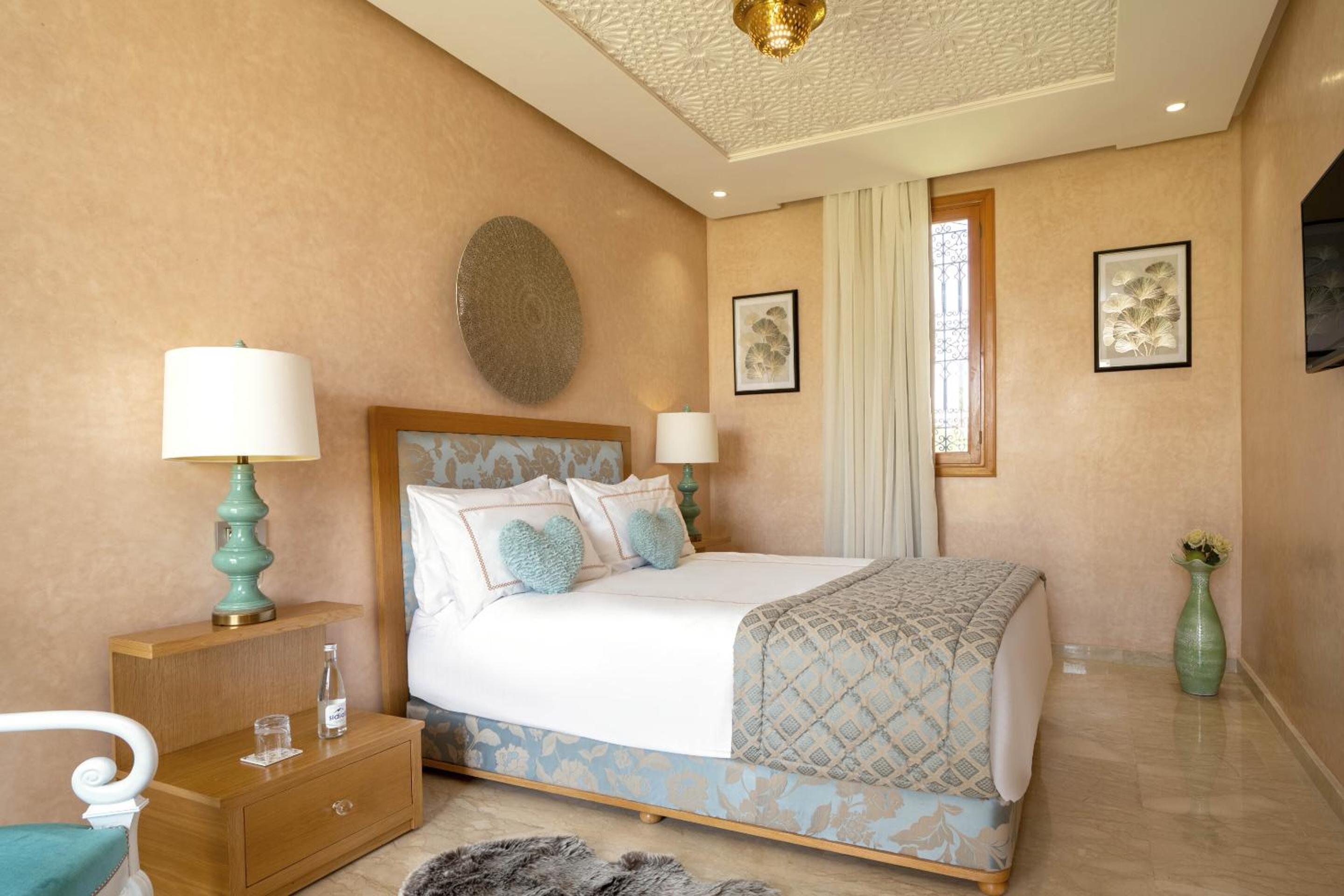Double or Twin Room with Private Bathroom