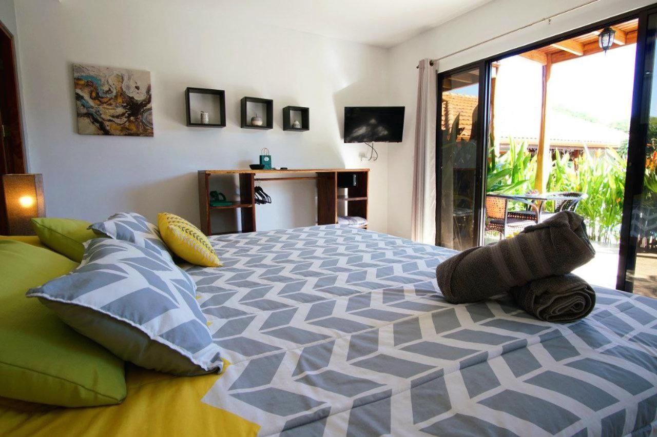 Superior King Room with Tropical Shower