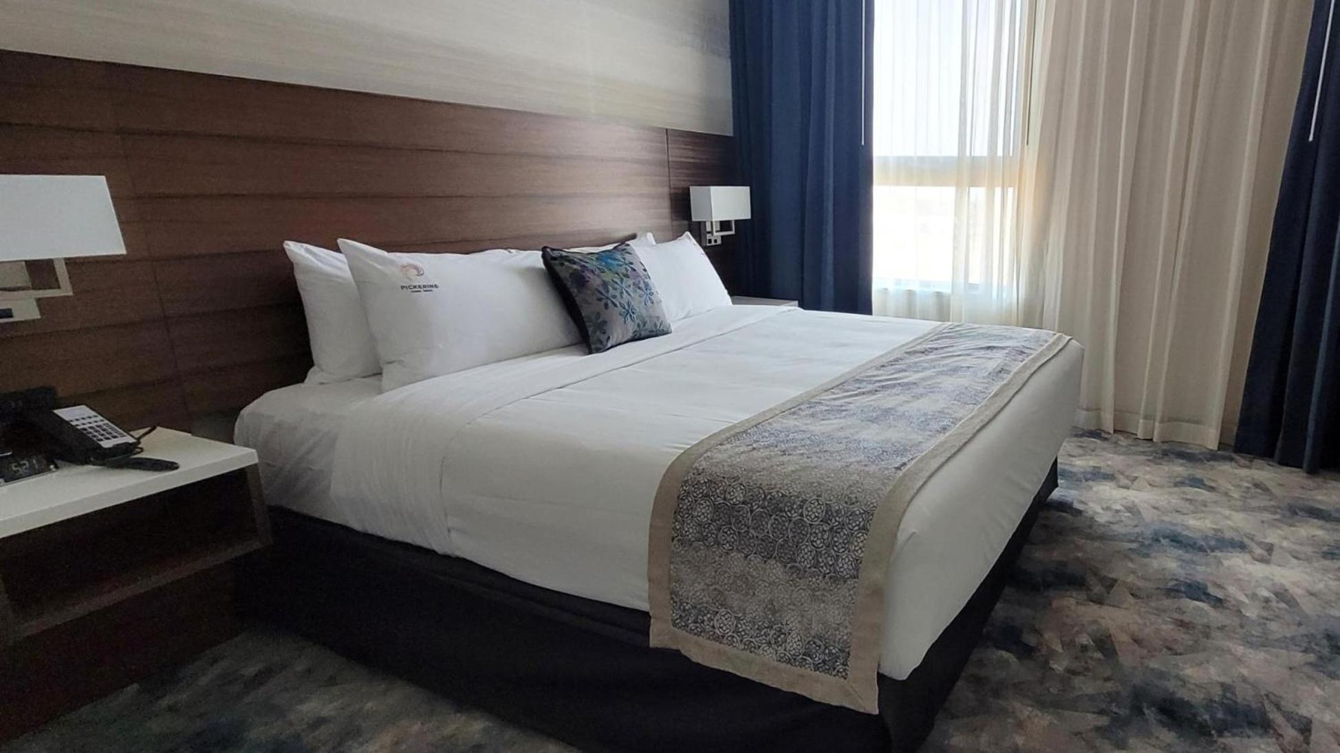 Executive Suite - Photo 6
