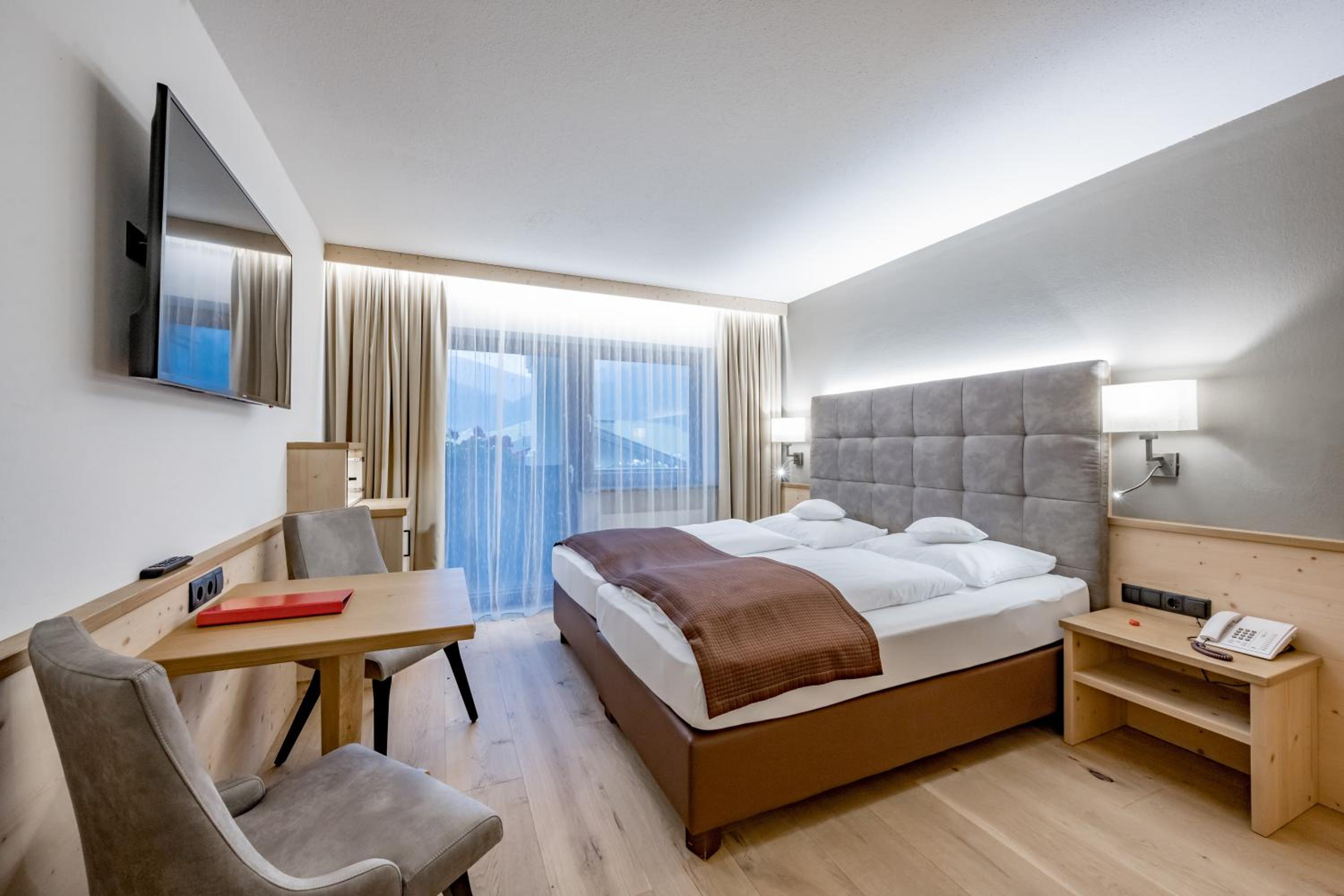 Deluxe Double Room with Shower photo 1