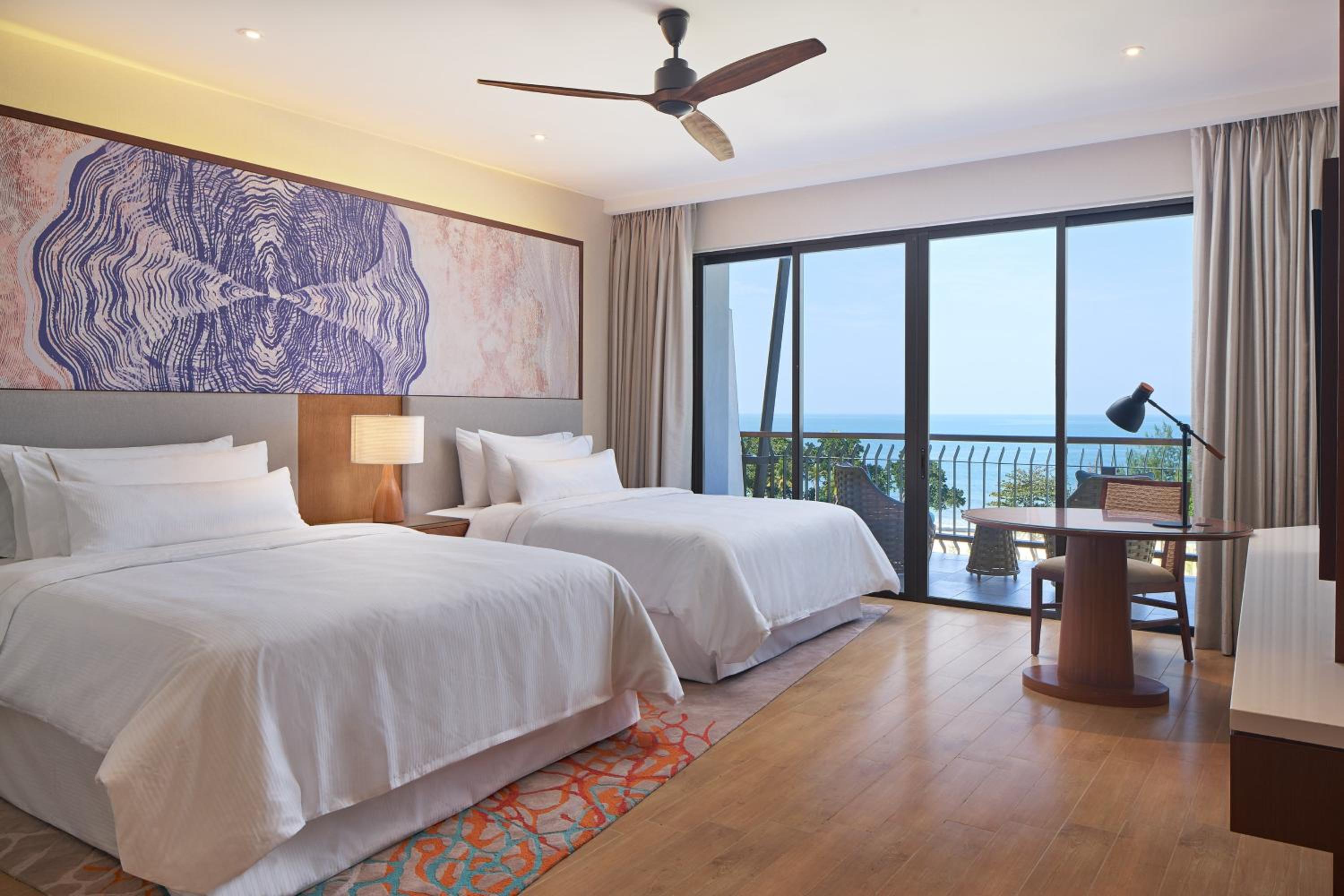 2 Queen Bed, Tropical View, Guest Room