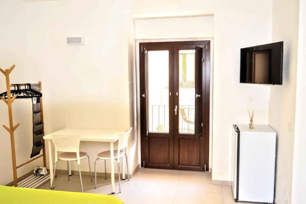 Family Room with Balcony photo 1