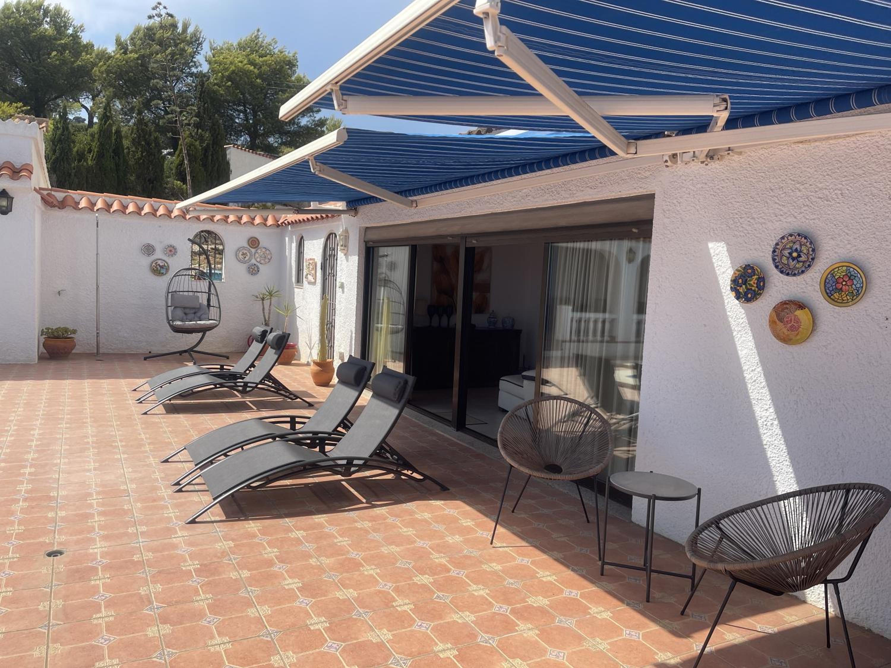 Villa with Sea View photo 2