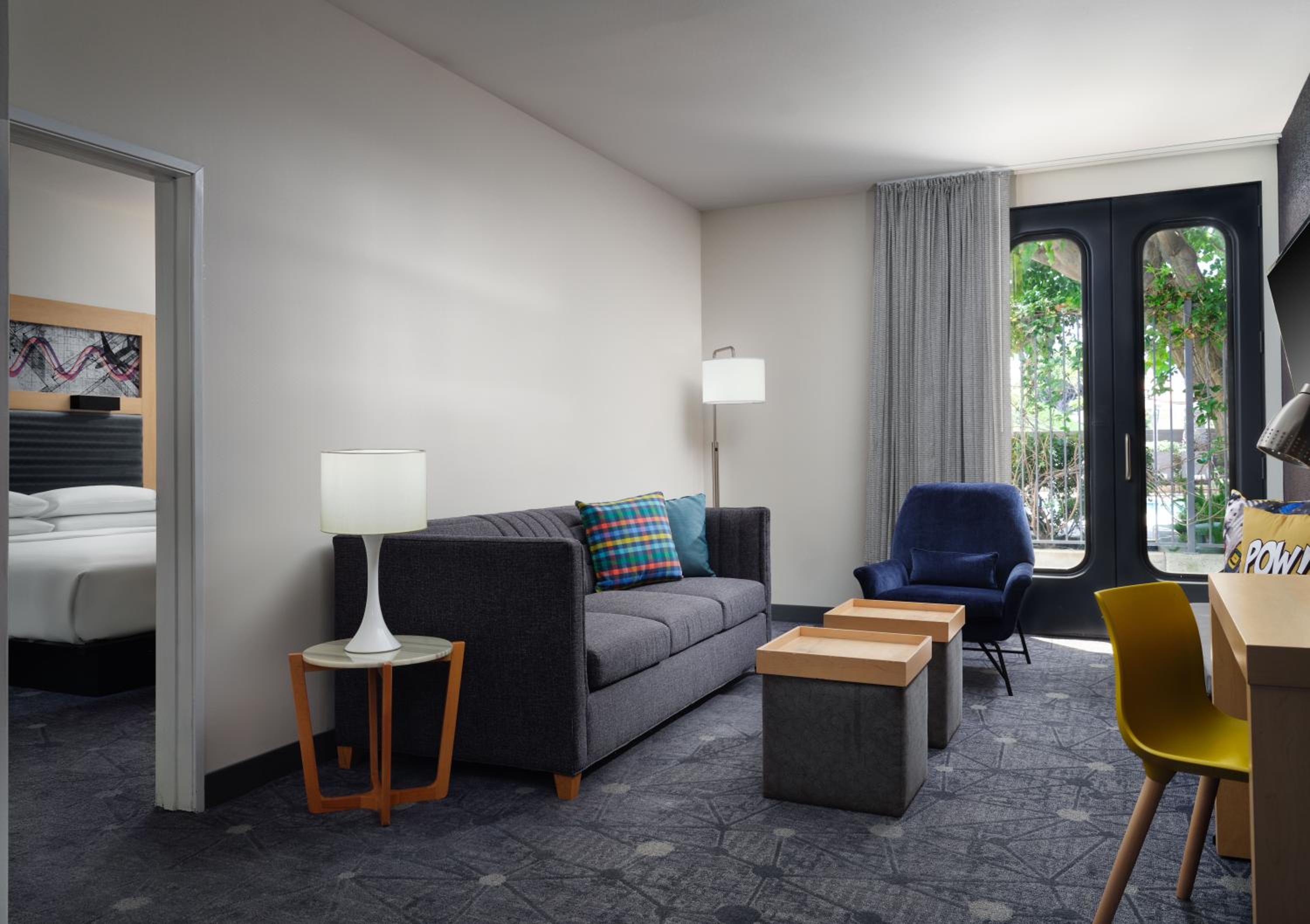 King Suite, 1 Bedroom Suite, 1 King, Alternate bed: sofa bed