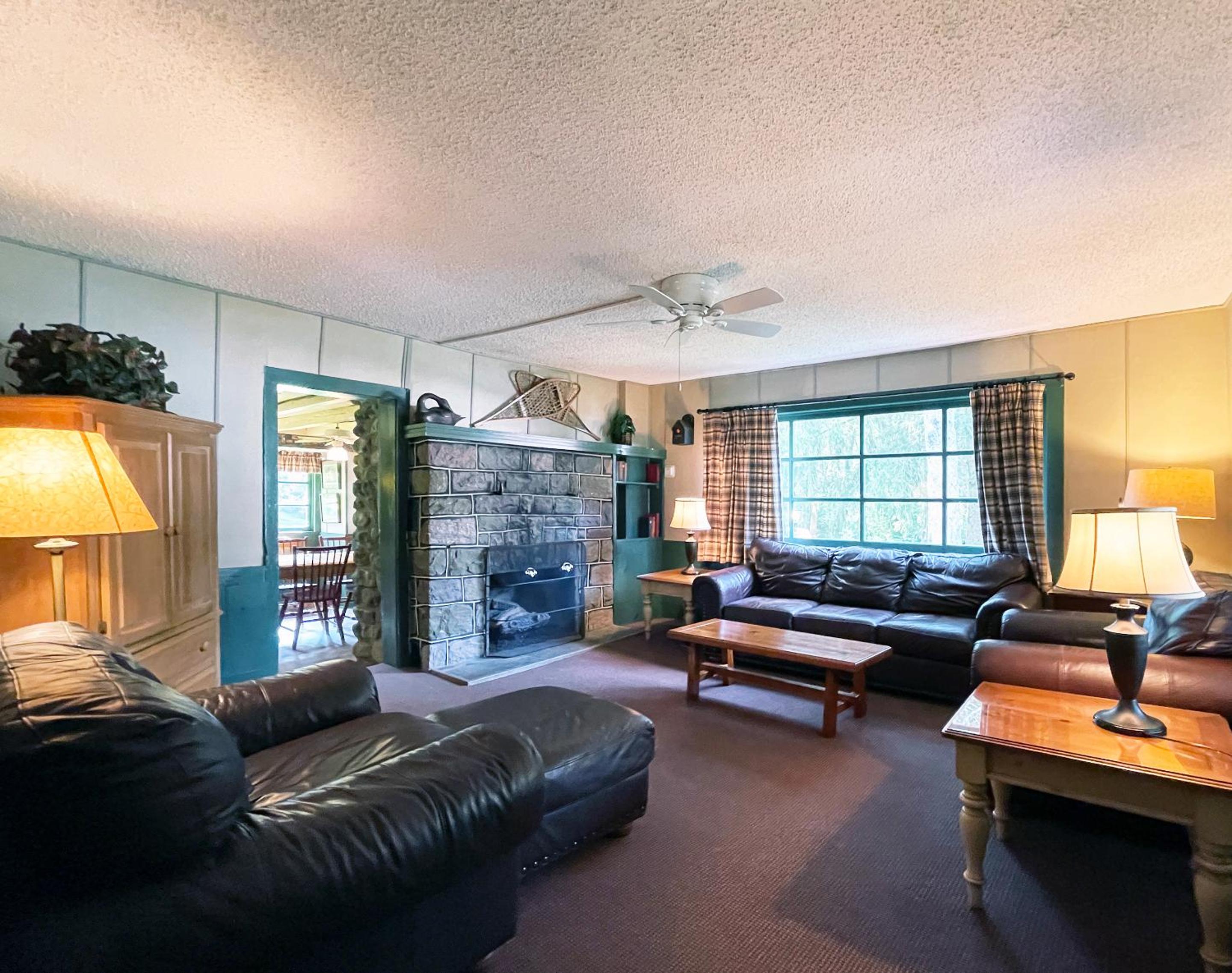 Three-Bedroom Cottage photo 1