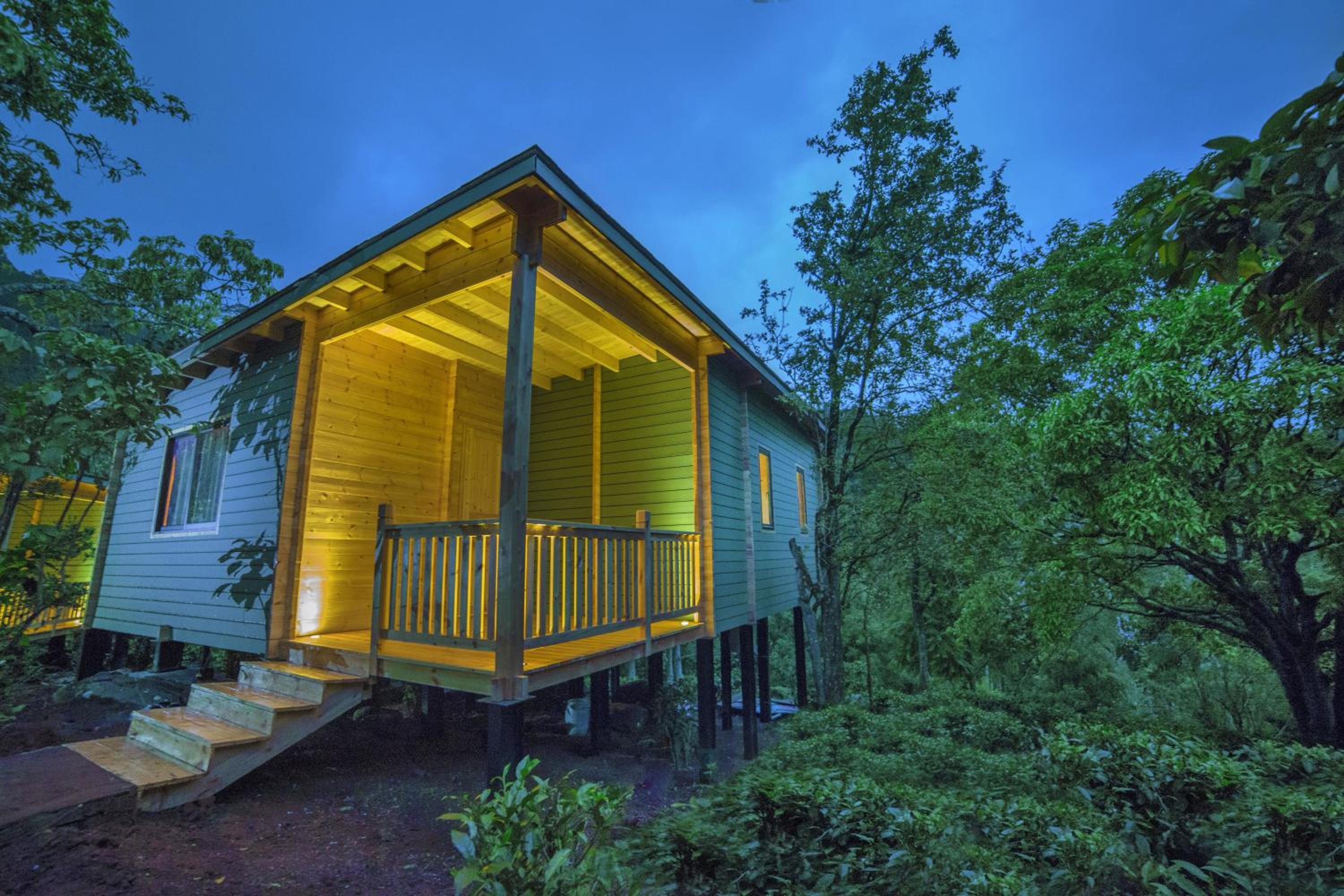 Garden Chalet with with sunset tea or coffee and homemade cookies, a morning bird-watching trail - Photo 8