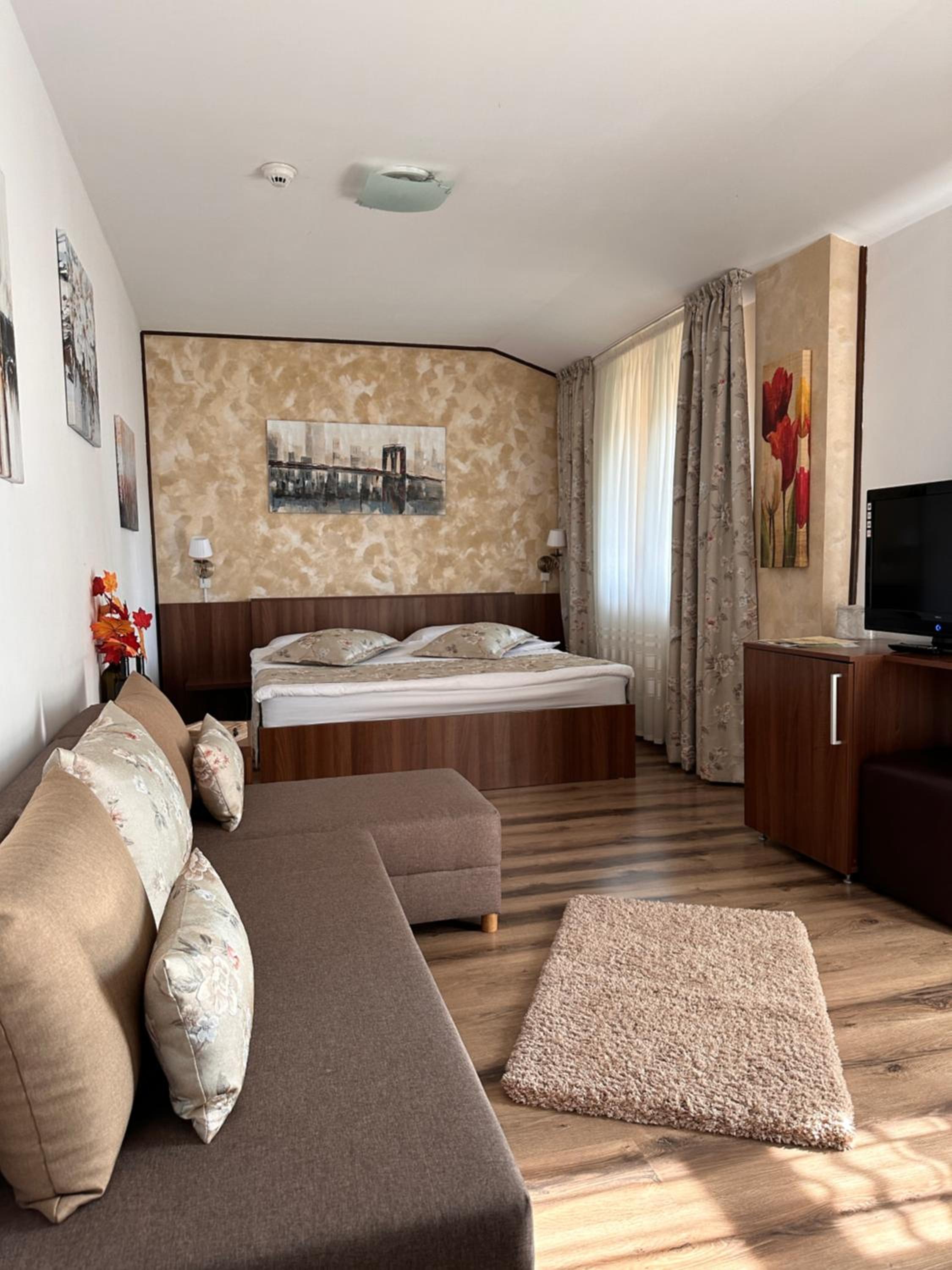 Triple Room photo 2