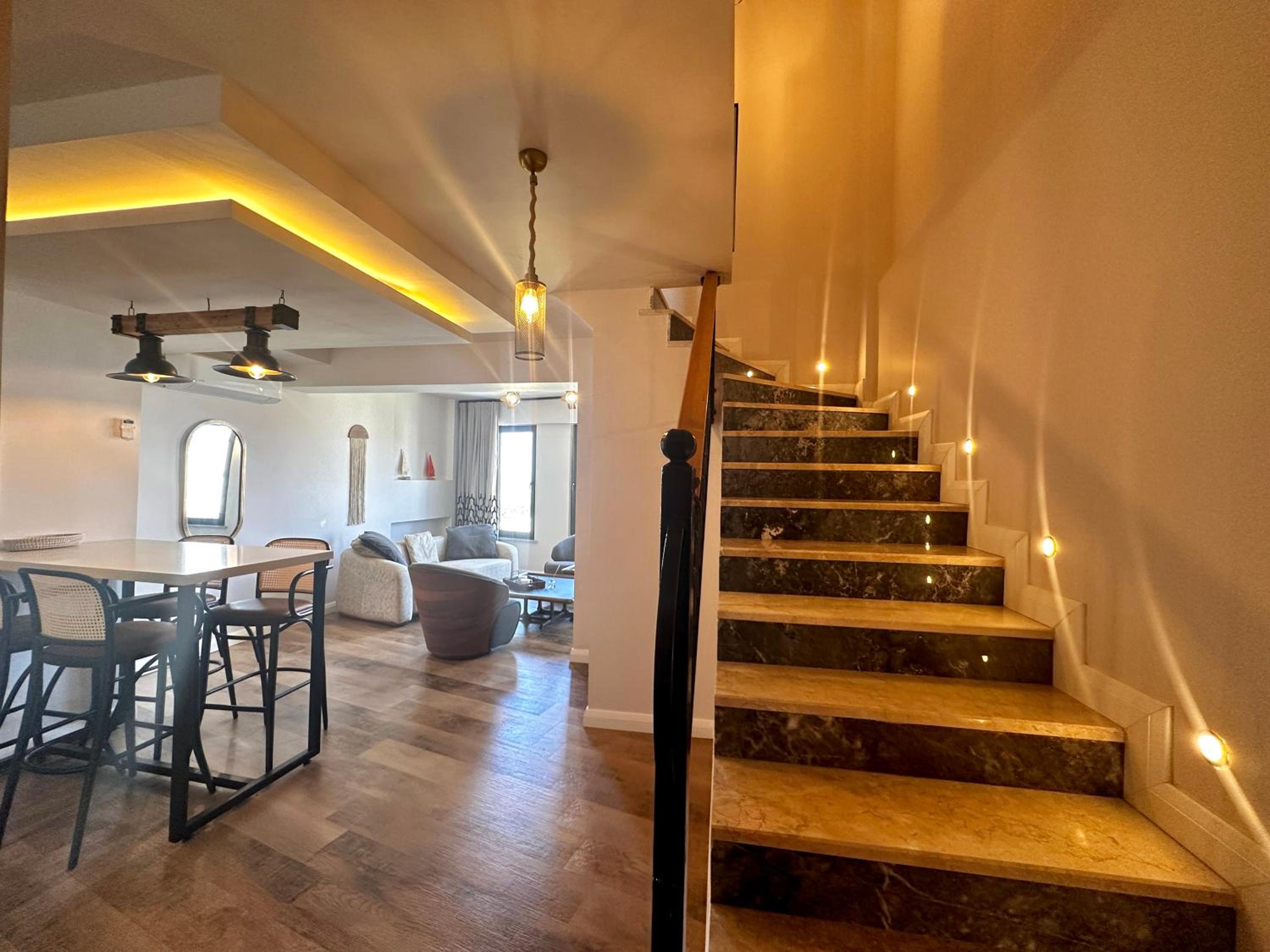 Duplex Apartment photo 1