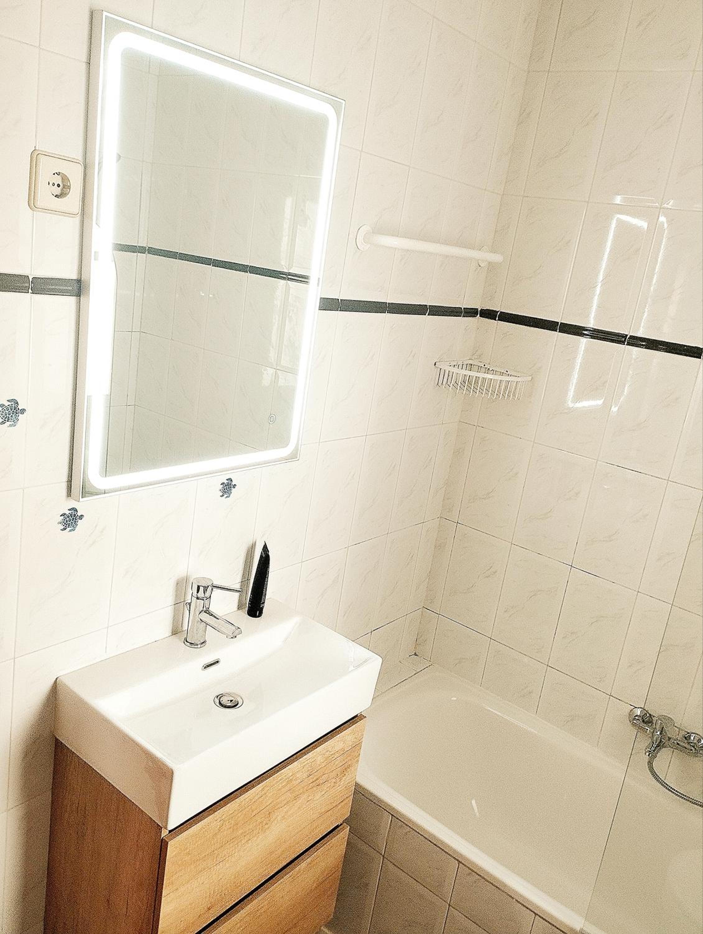 Deluxe Twin Room photo 3