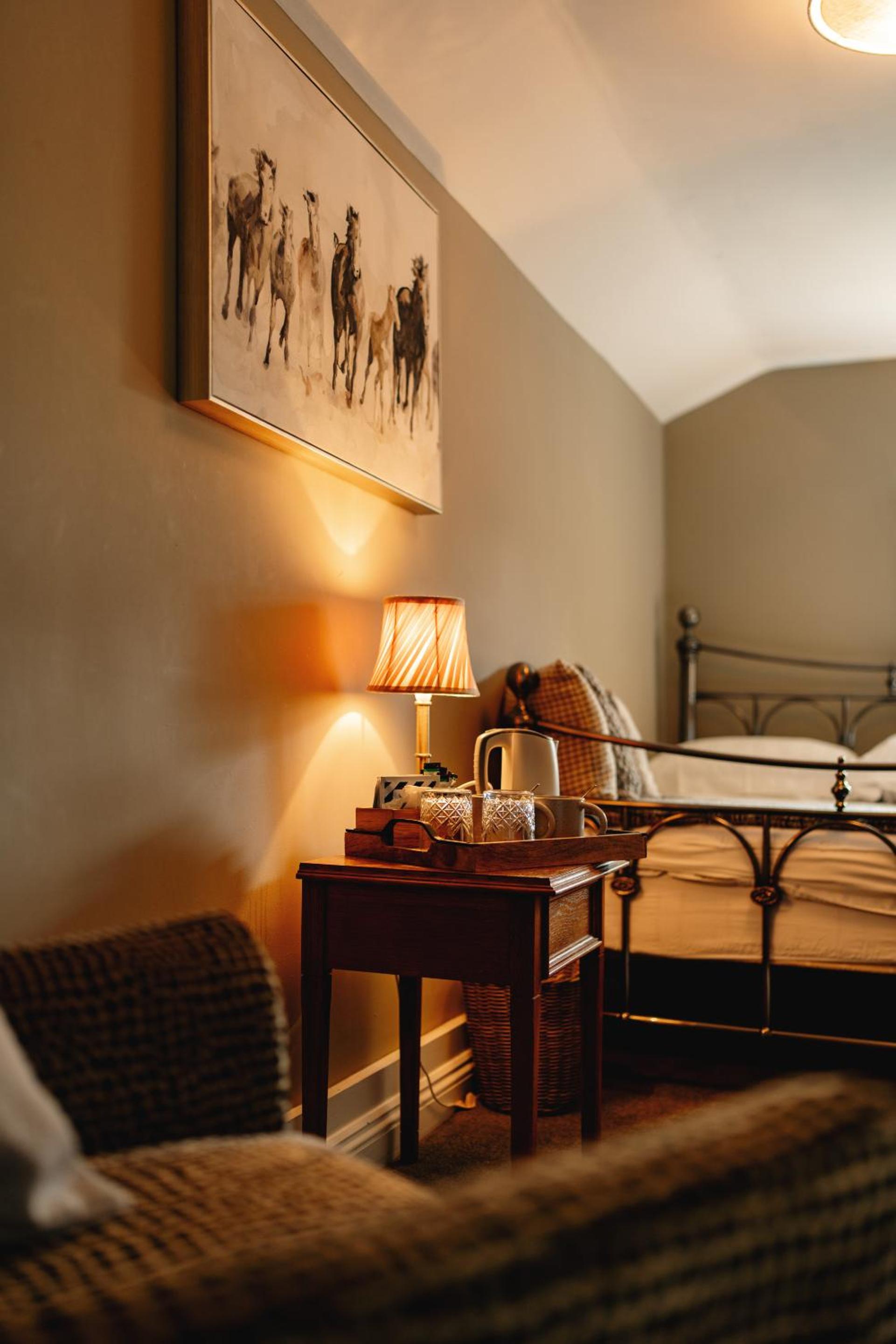 Double Room with Private Bathroom - Photo 3