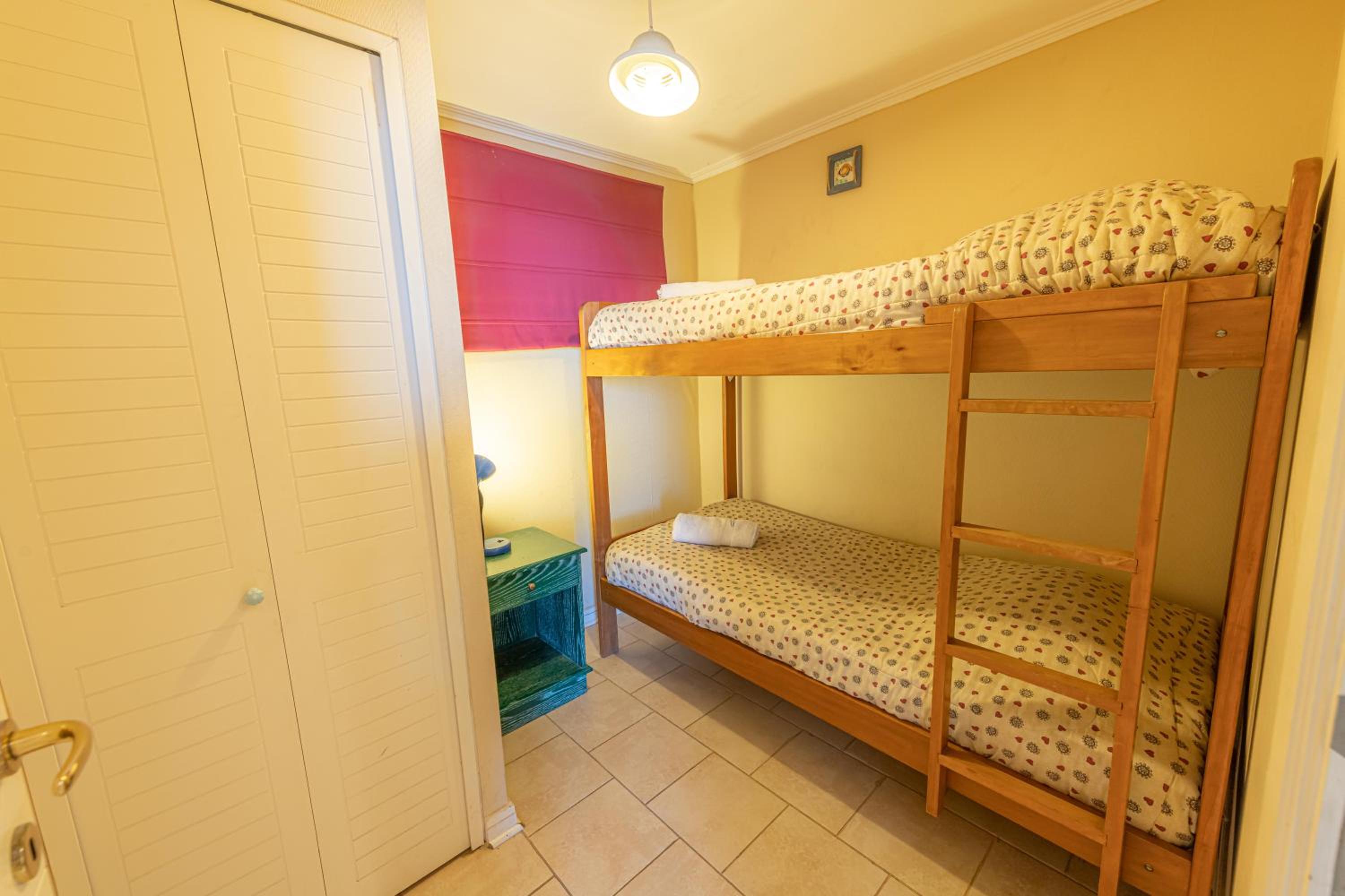 Deluxe Apartment photo 2