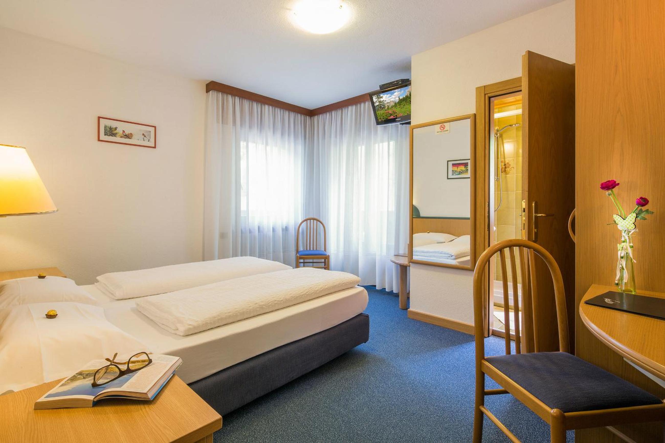 Double or Twin Room photo 2