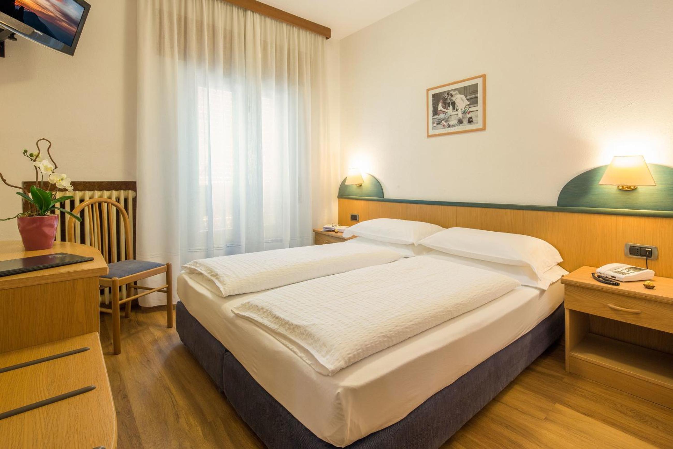 Double or Twin Room photo 1
